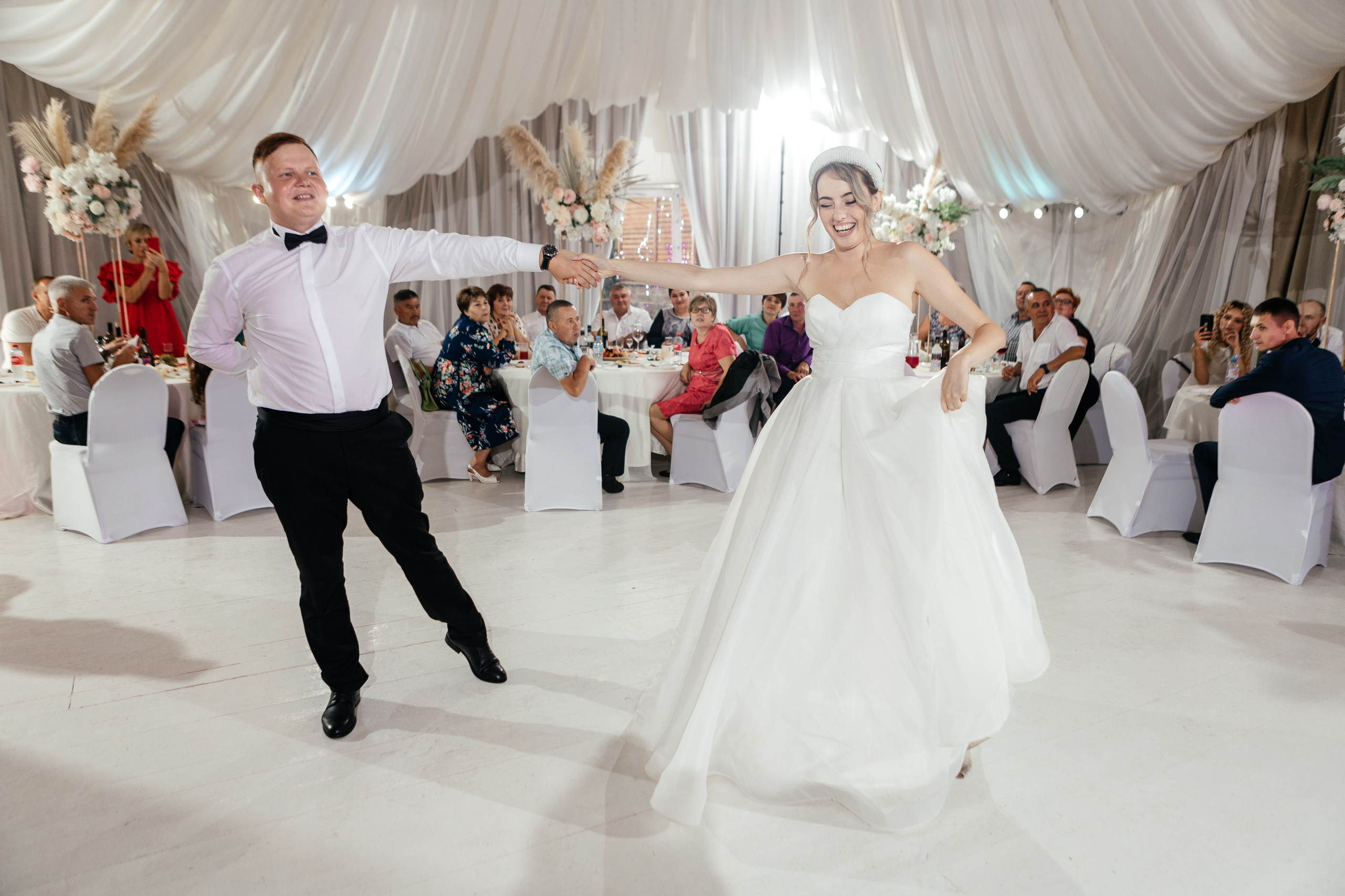 Свадебный фотограф Уфа — Руслан ГабдлисламовЖивые эмоции, красивые кадры, воспоминания на всю жизнь.Работаю по всей Республике Башкортоста. Свадебный фотограф Уфа Руслан Габдлисламов