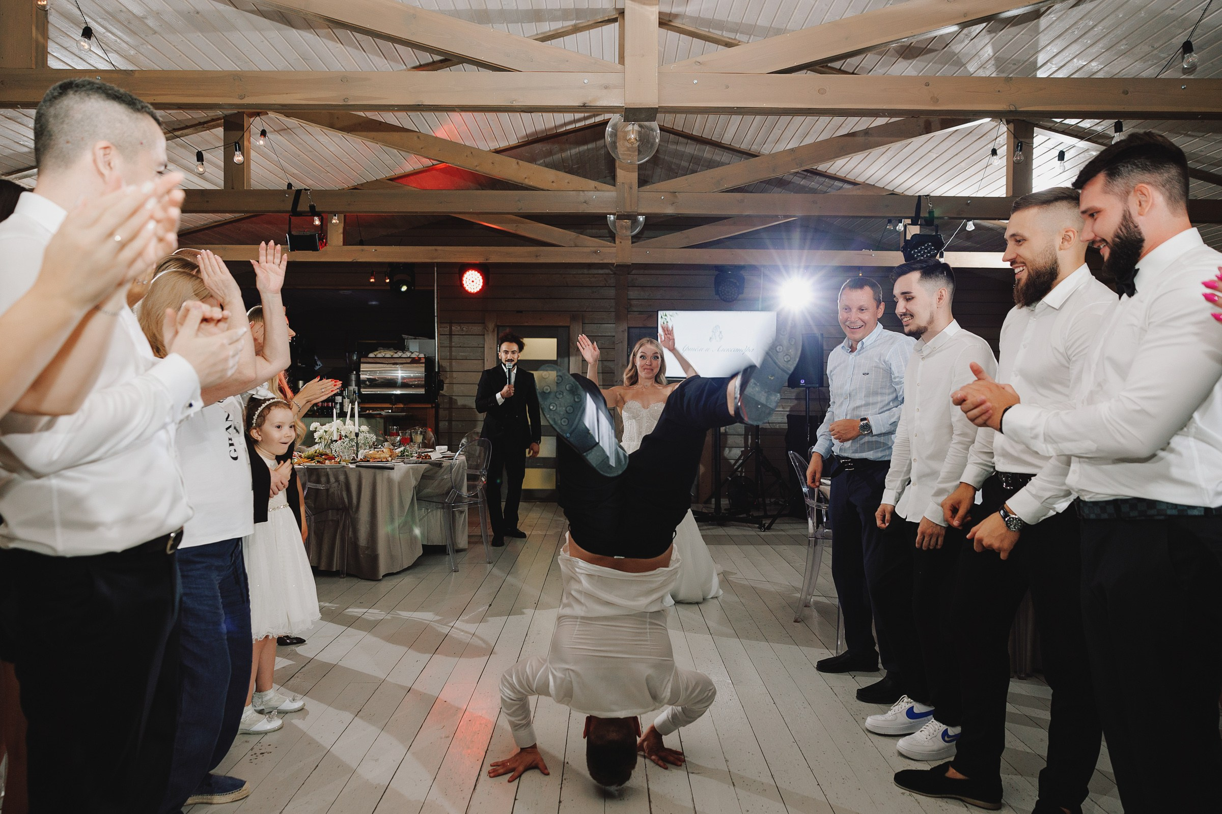 Артем и Александра. Свадебный фотограф и видеограф Дмитрий Горяченков