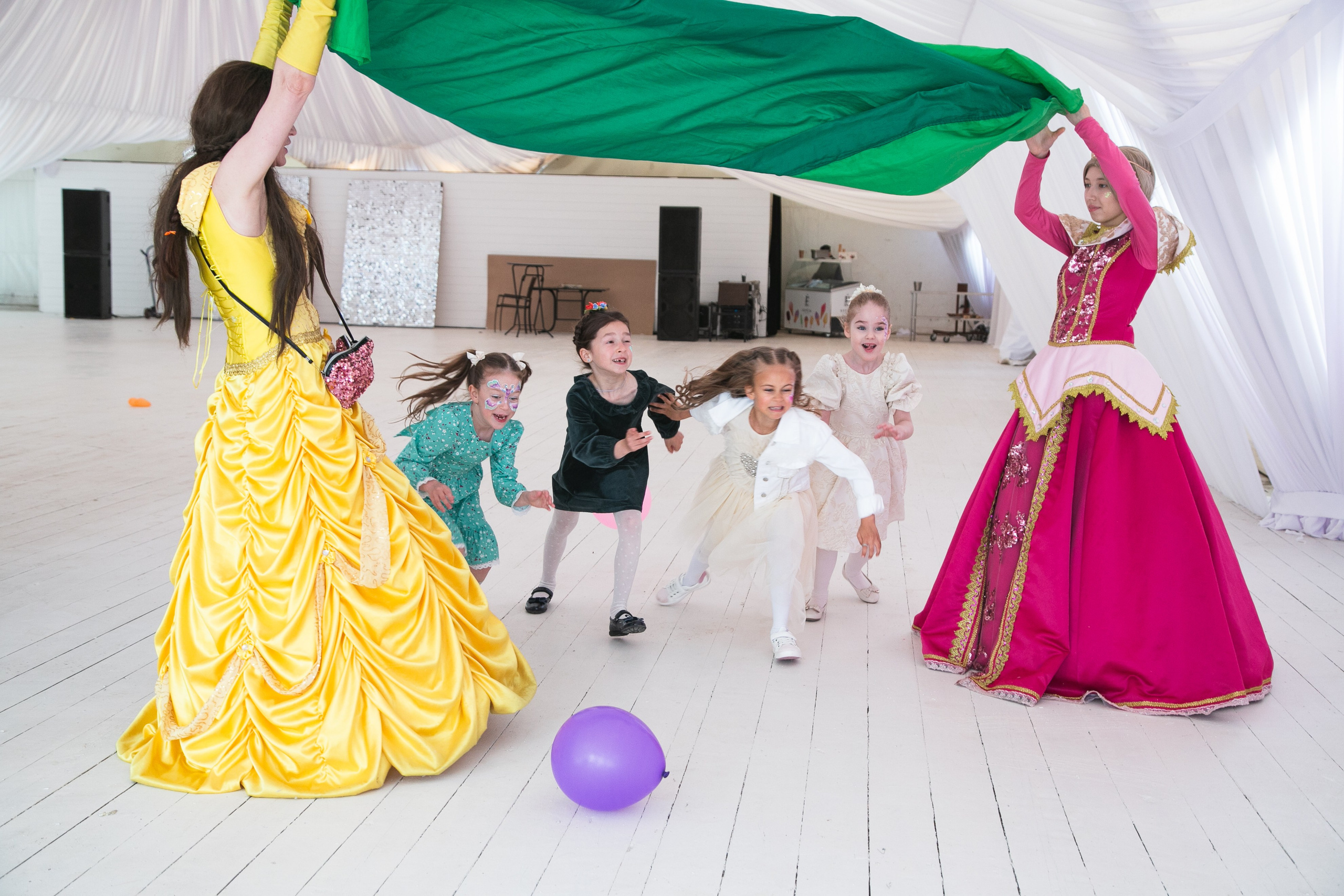 Детские день рождения. Профессиональный фотограф Евгений Земцов в Москве. Контент съемка, репортаж мероприятий, бизнес портреты