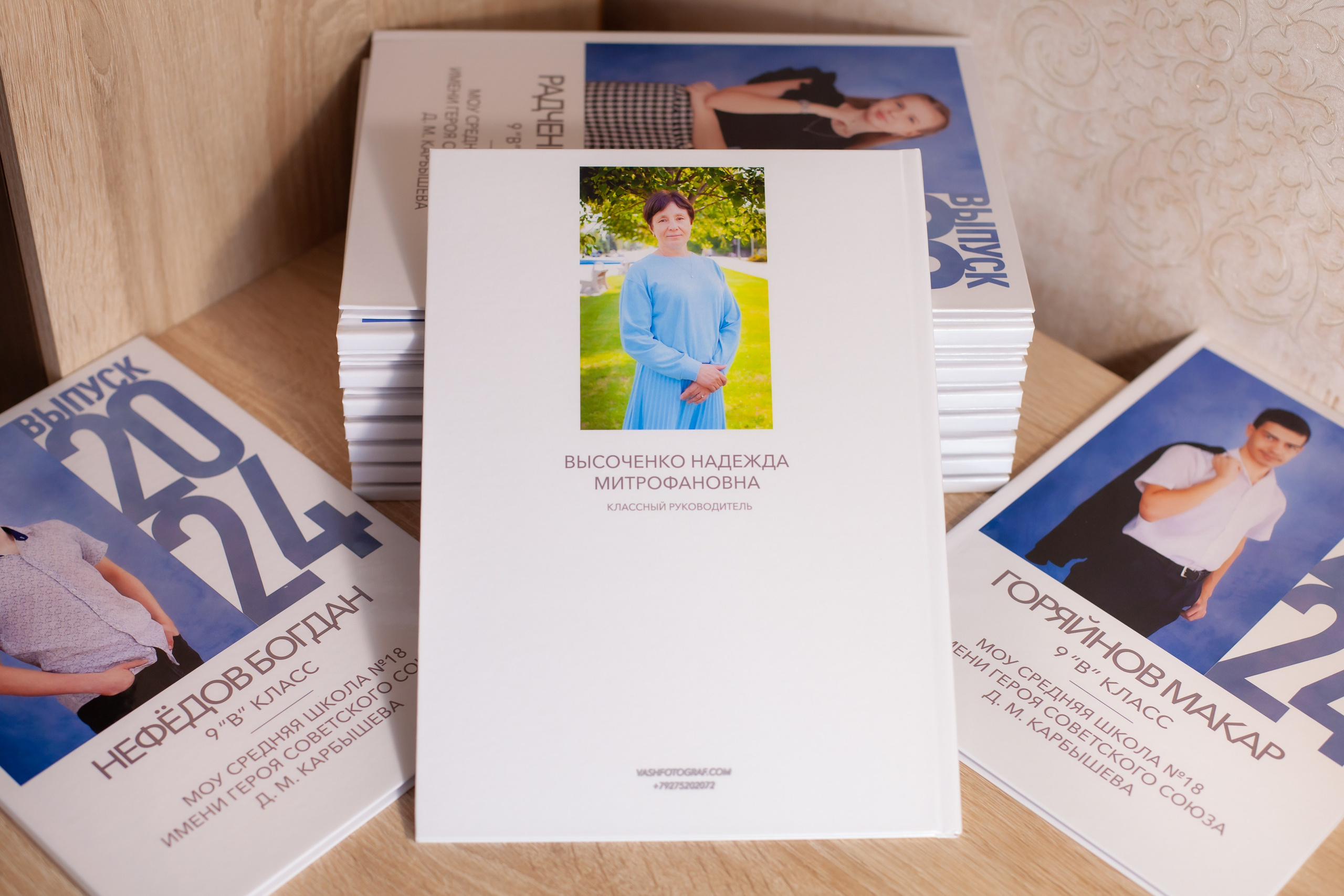 Свадебные фото книги и выпускные альбомы. Свадебный и семейный фотограф в Волжском Антон Тюрин