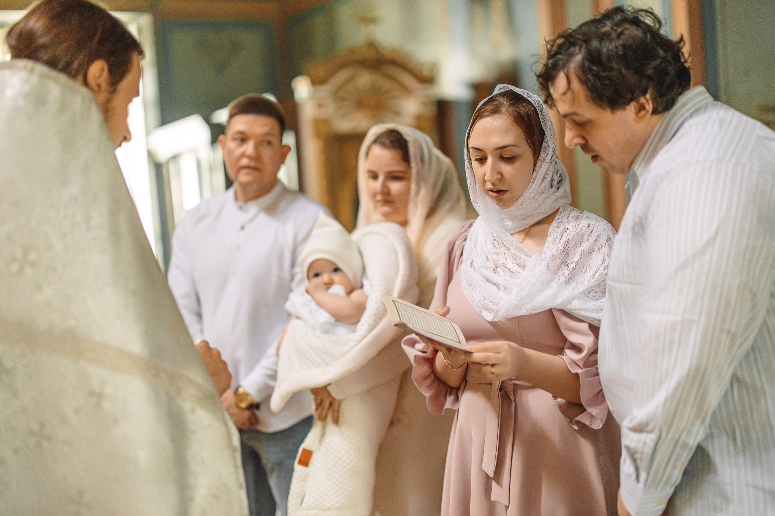 Крещение Евы. Александр Антонов. Профессиональный свадебный, репортажный фотограф в Москве, Подольске. Фото+Видео на любой праздник