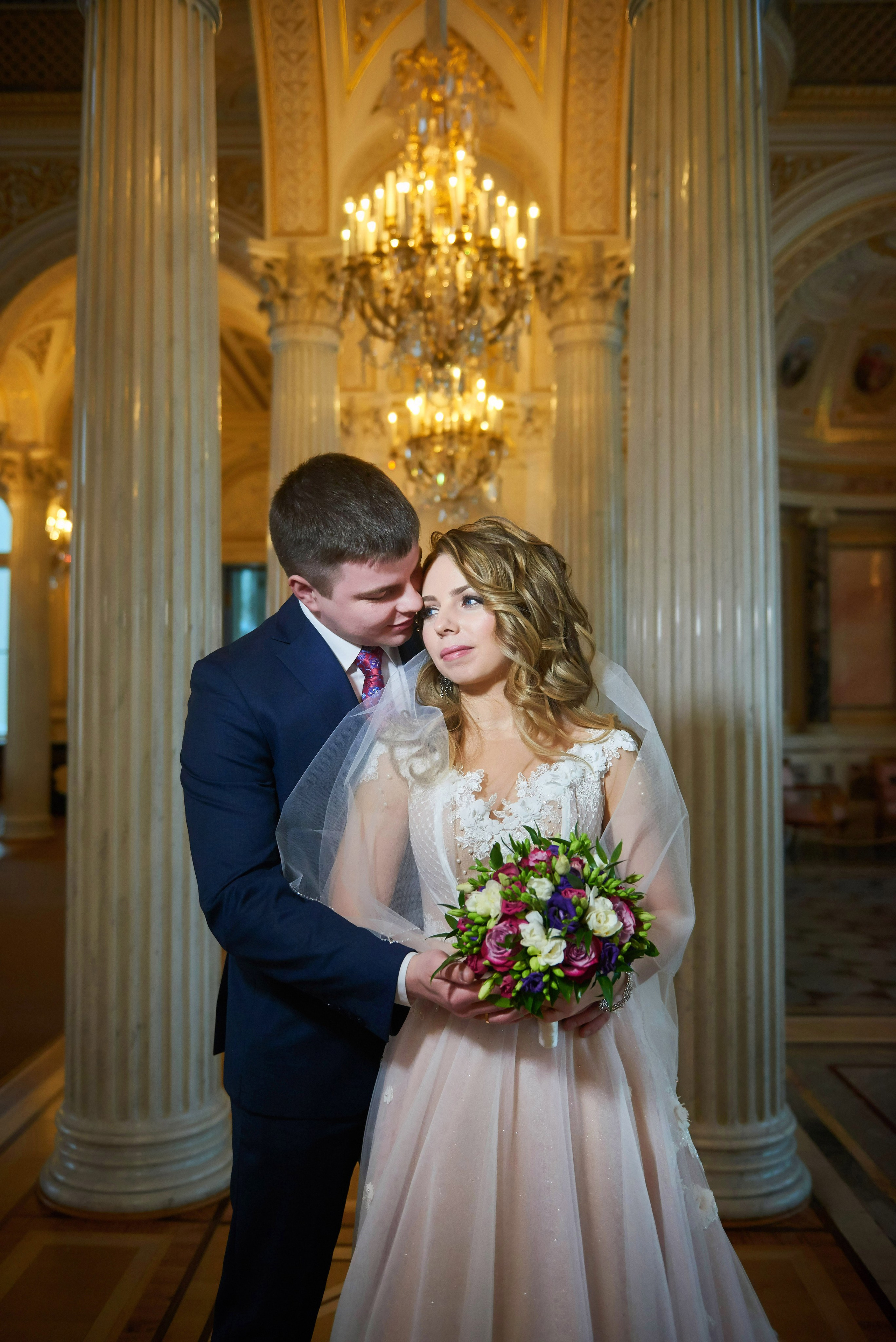 Елена и Иван (зимняя свадебная прогулка у Михайловского замка и фотосессия в Эрмитаже). Портретный, семейный и свадебный фотограф в Санкт-Петербурге и в Пушкине Ширяев Денис