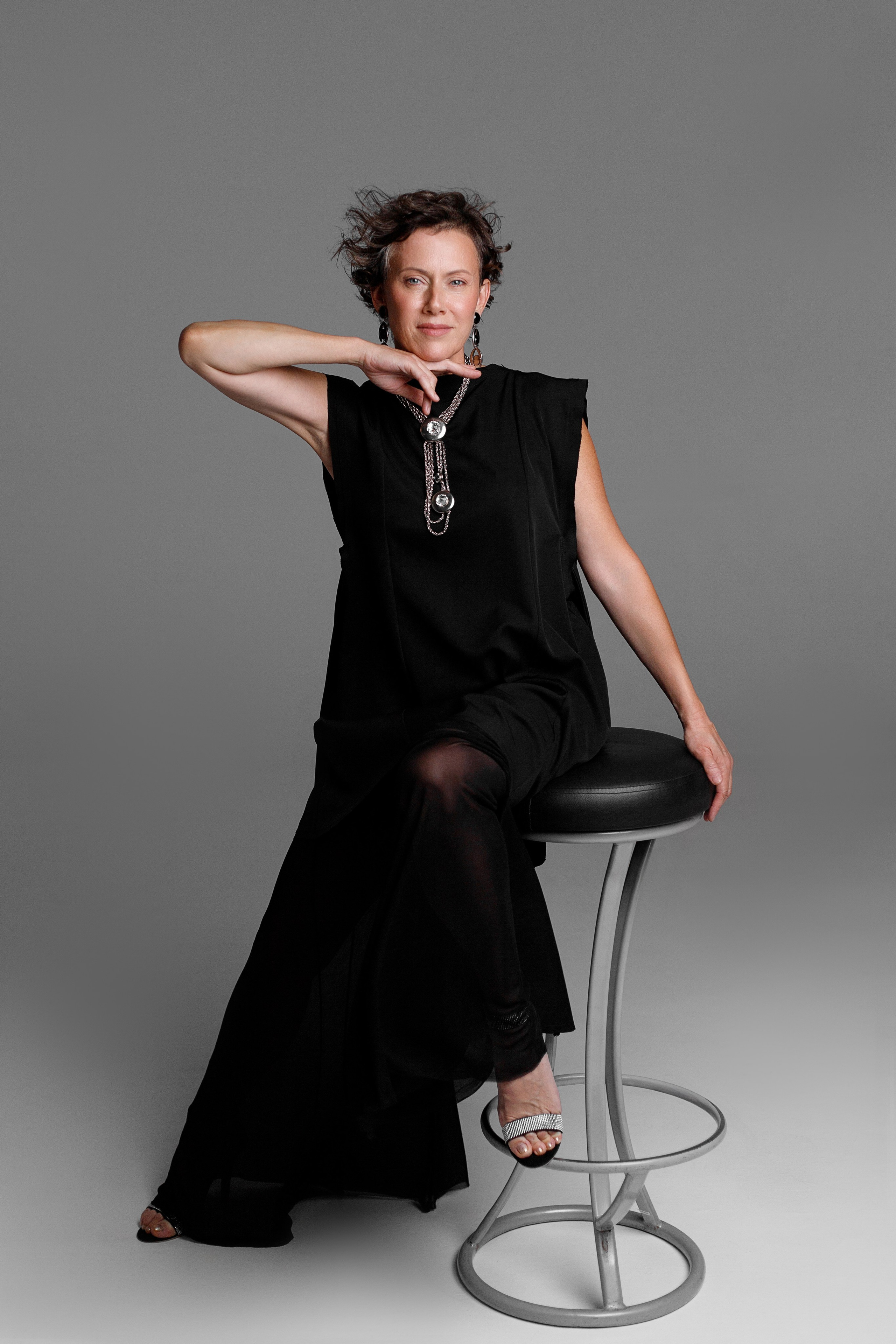 Фотографирую женский портрет в Новосибирске, найду самый лучший взгляд на вас через свой объектив. Фотограф Ольга Баранова