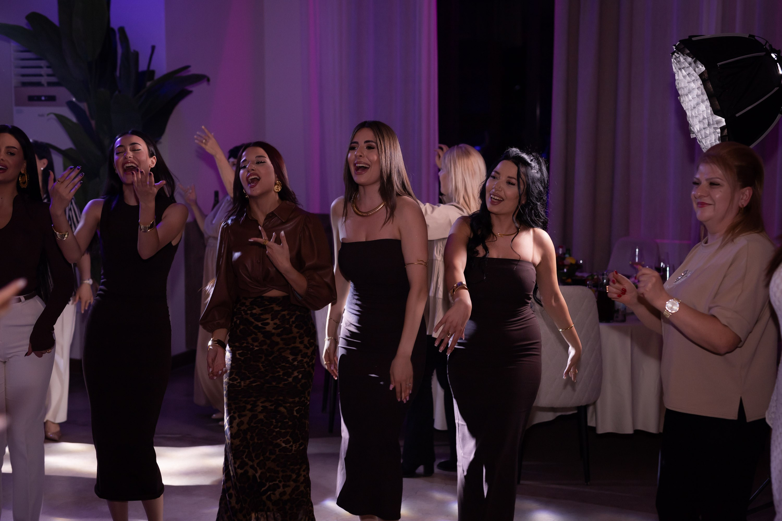 Tina HBirthday. Фотограф и ретушер. (Армения/Россия)