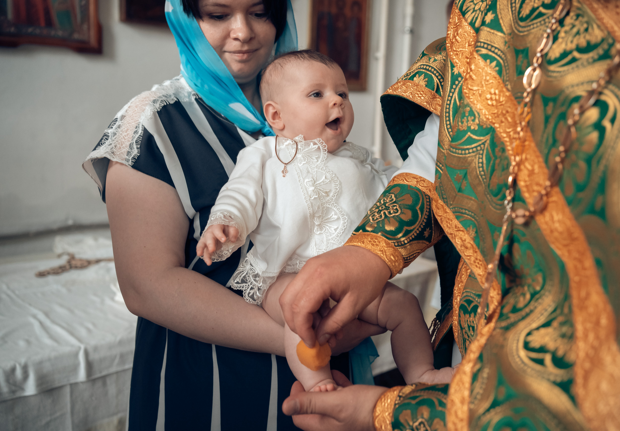 Крещение в Свято — Покровском храме с. Новопокровское. Церковный фотограф Севастополь