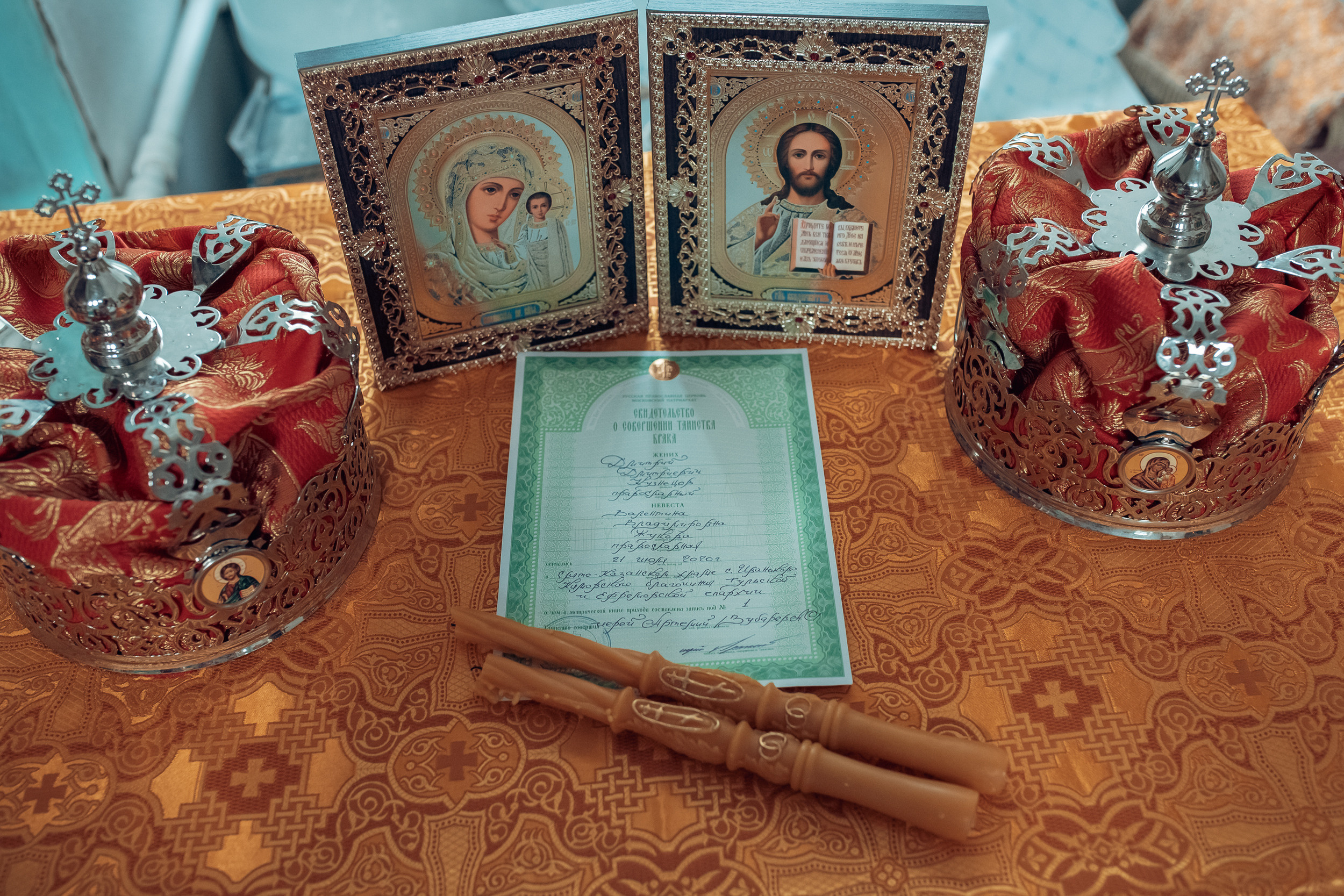 Венчание в Казанском храме с. Иваньково. Церковный фотограф Севастополь