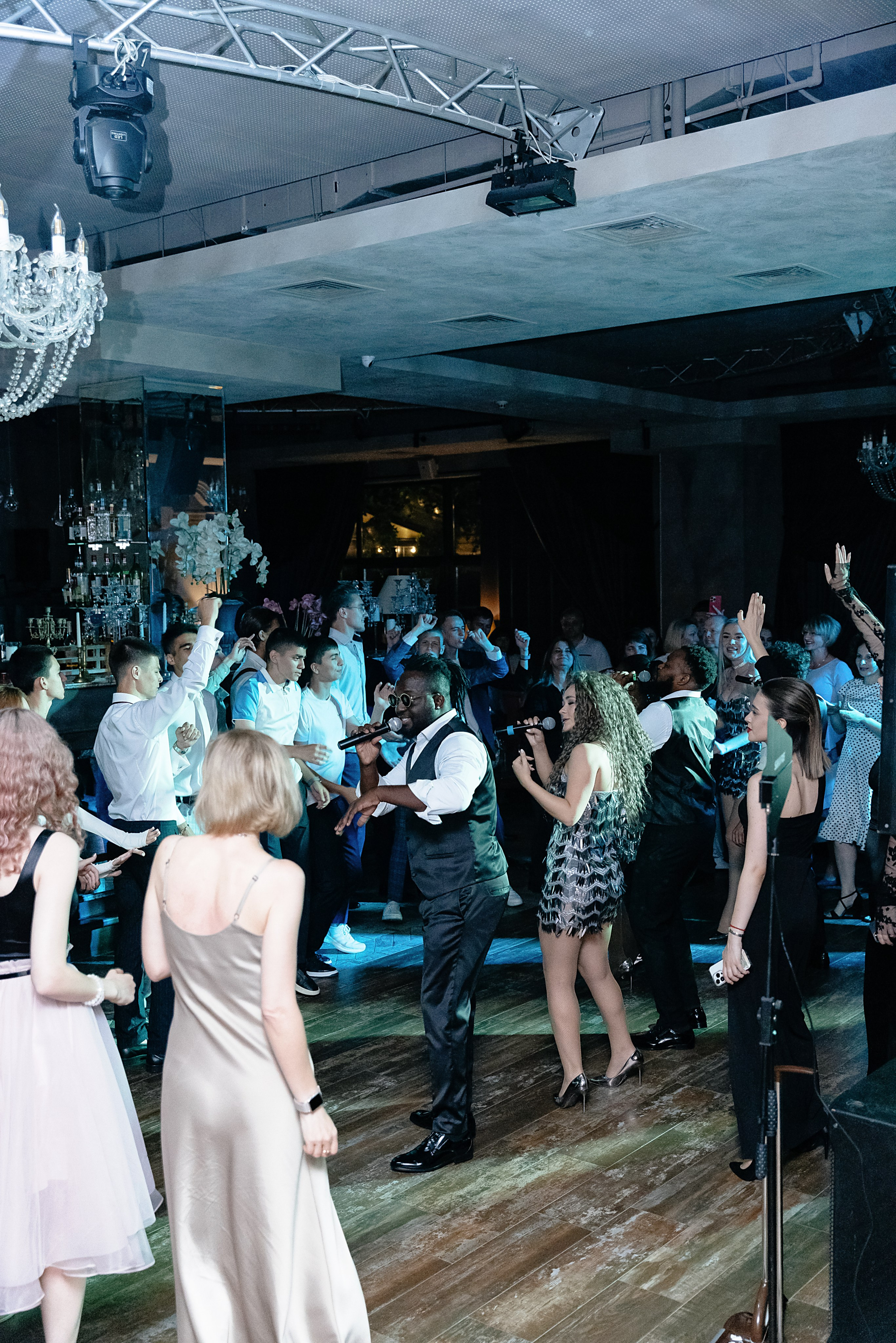 11 класс Гимназия 69. Фотограф и Видеограф в Краснодаре Юлия Солодченко