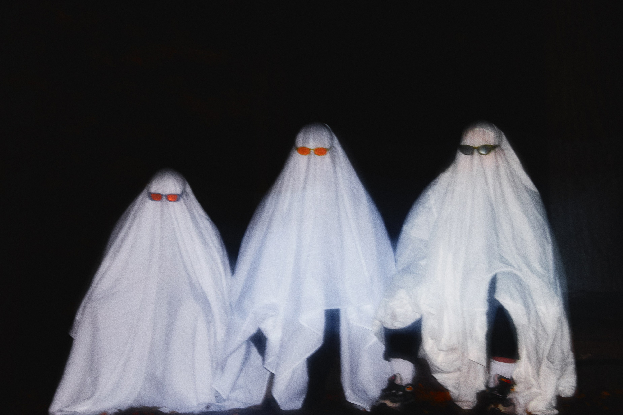 Tears falling down at the patry // 31.10. Simpleand1