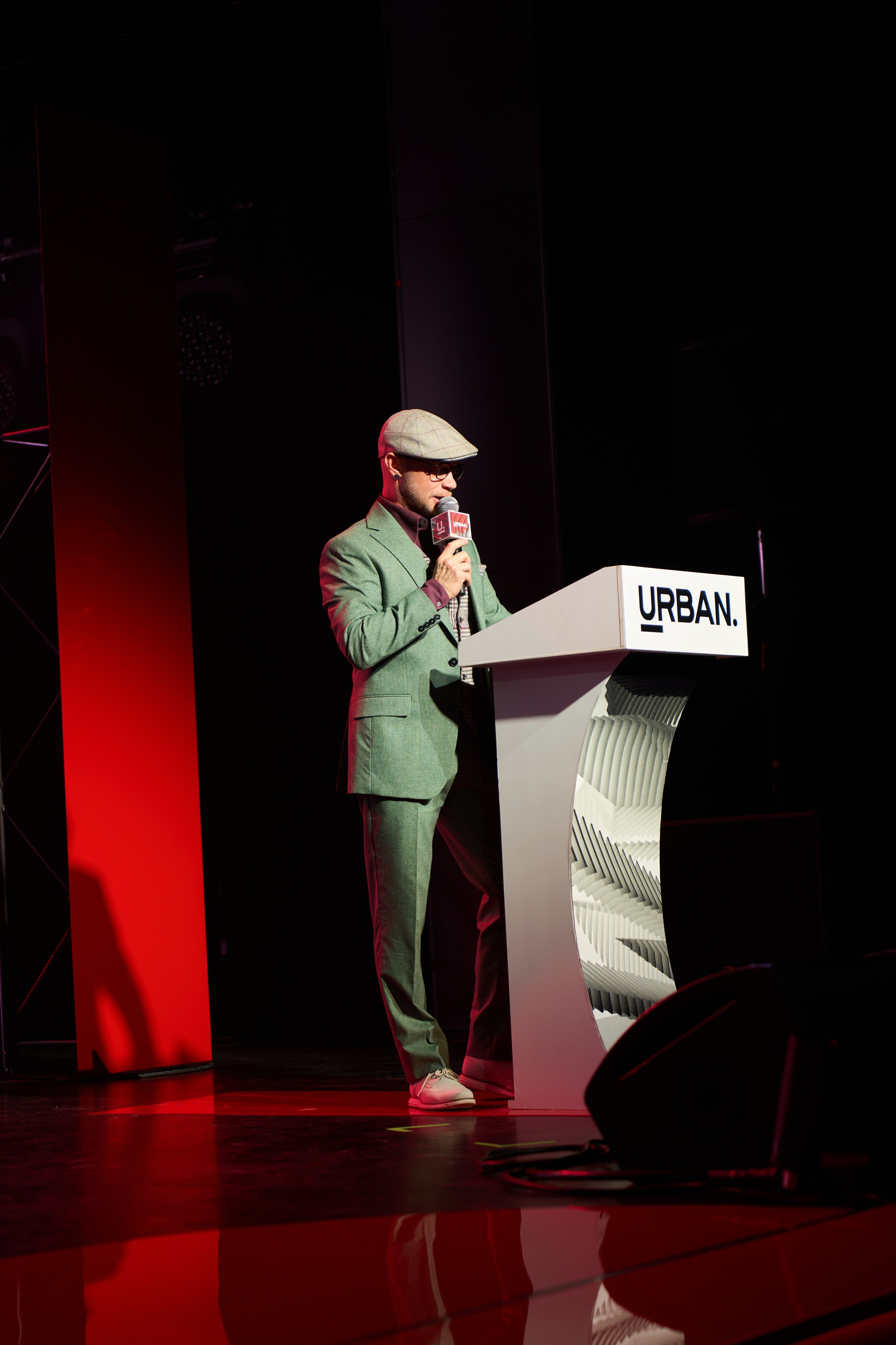 Репортажная съемка в Москве награждений, светских мероприятий, выпускных. Репортажный фотограф в Москве Вадим Галанин