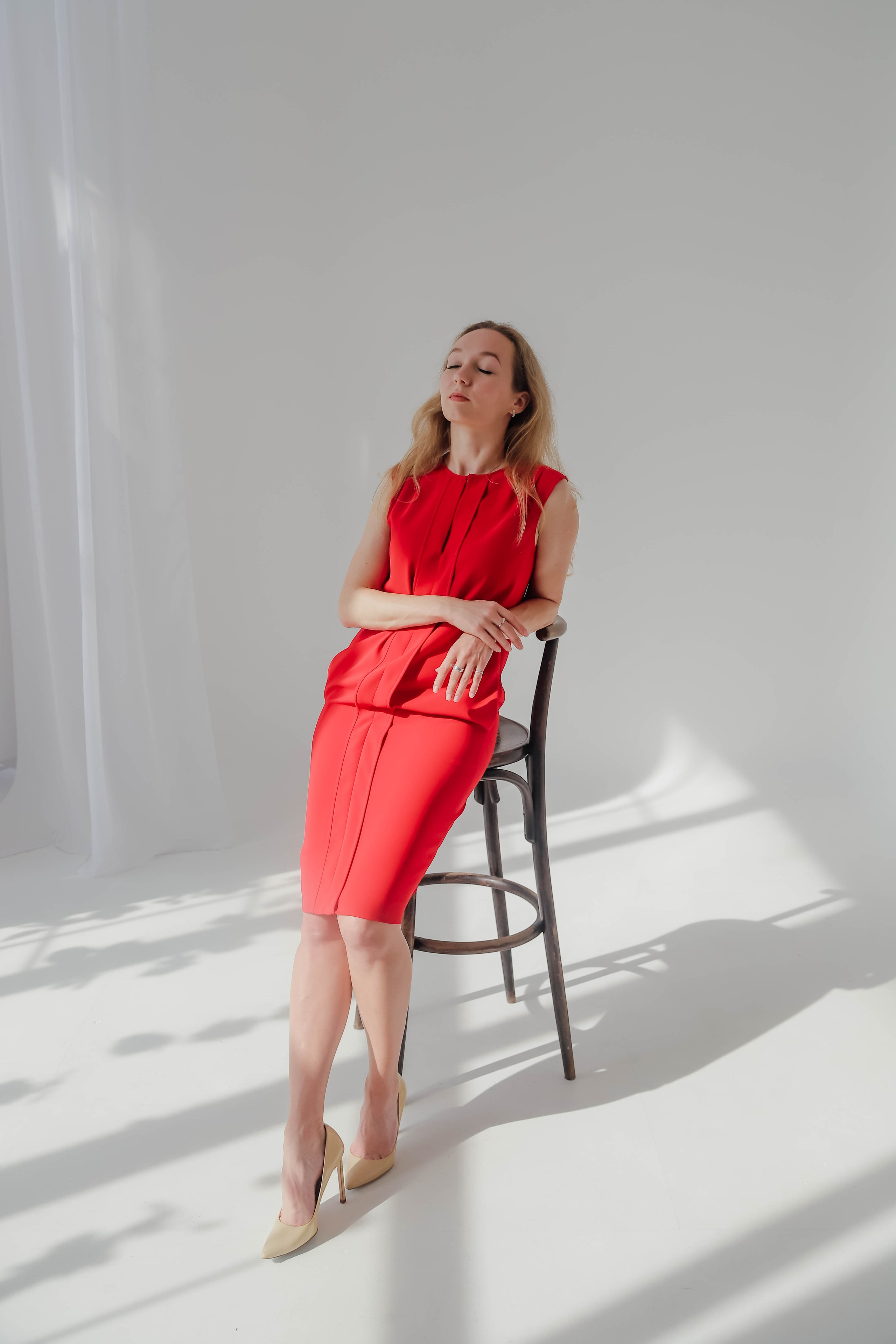 Деловая студийная фотосессия для Алины. Свадебный, семейный, детский фотограф в Сочи Виолетта Александрова