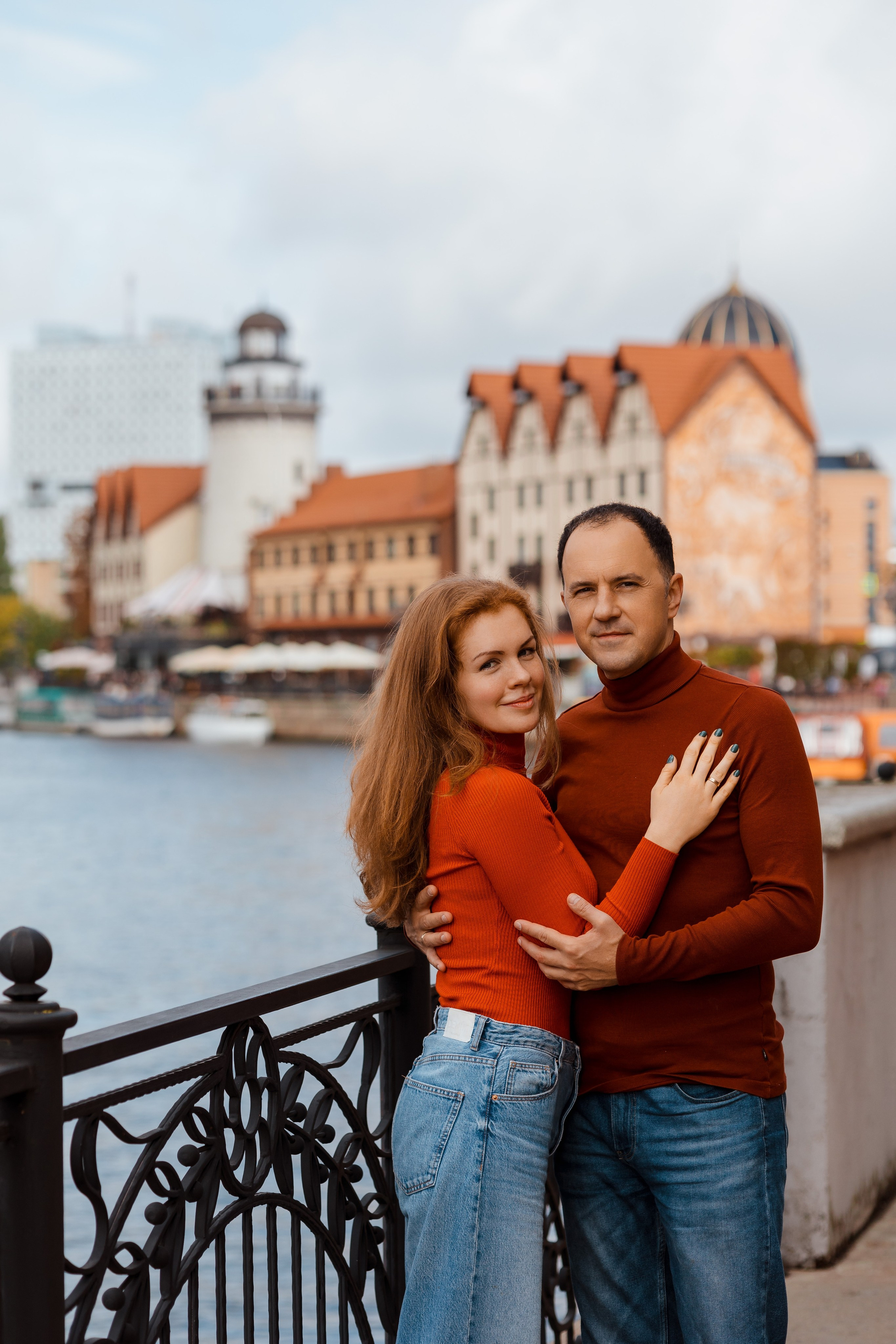 Семейная Рыбная деревня, остров Канта осень. Фотограф в Калининграде свадебная фотография, репортажная, фотосессии