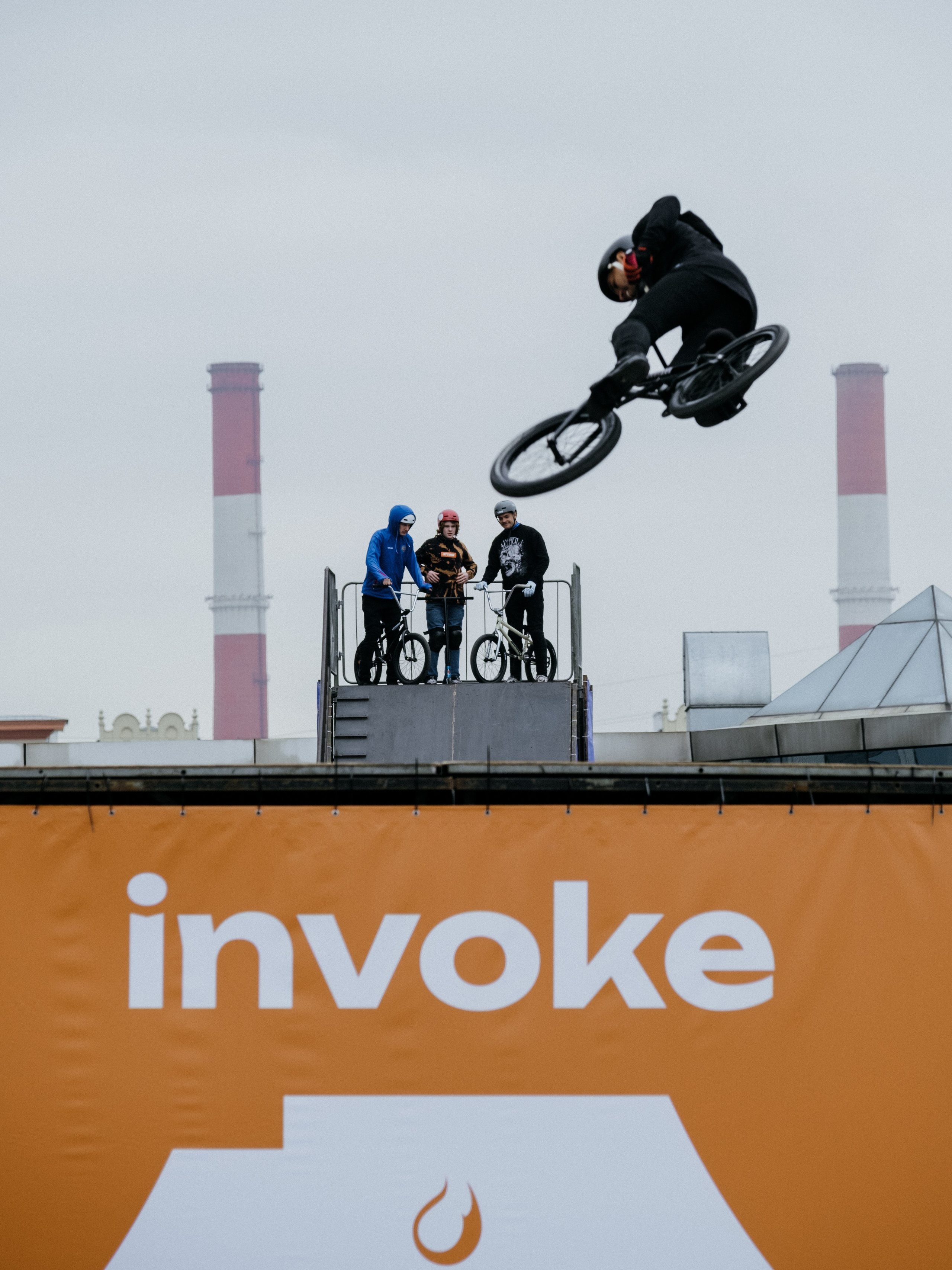 INVOKE DIRT CONTEST. Репортажный и портретный фотограф в Москве Илья Спиридонов