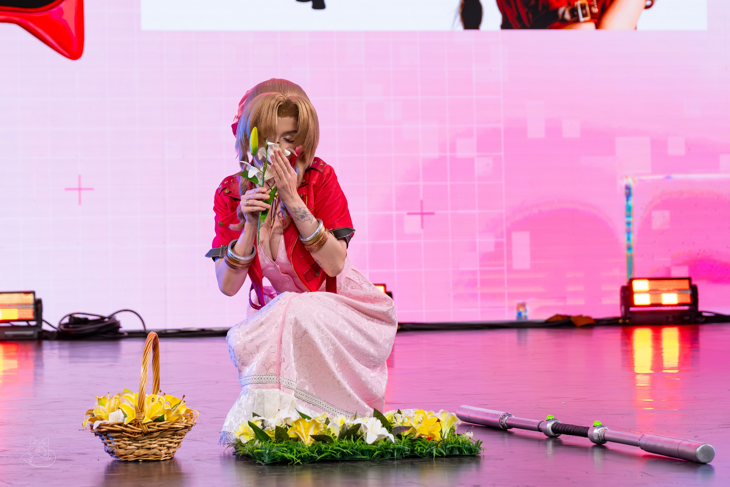 Сцена РЭД ЭКСПО 2024. Косплей фотограф