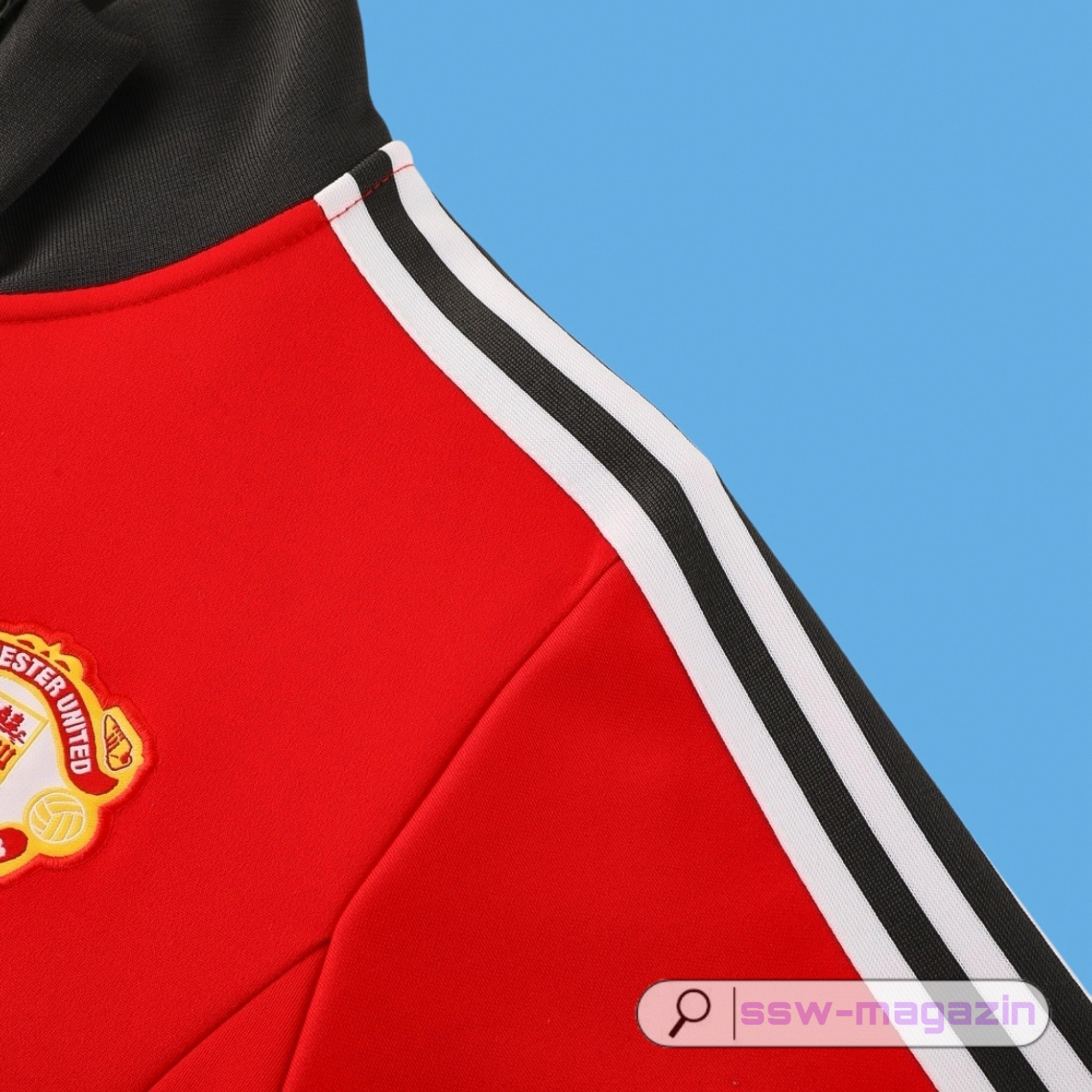 Костюм Manchester United 2025-2026. Футбольный магазин — ssw_magazin