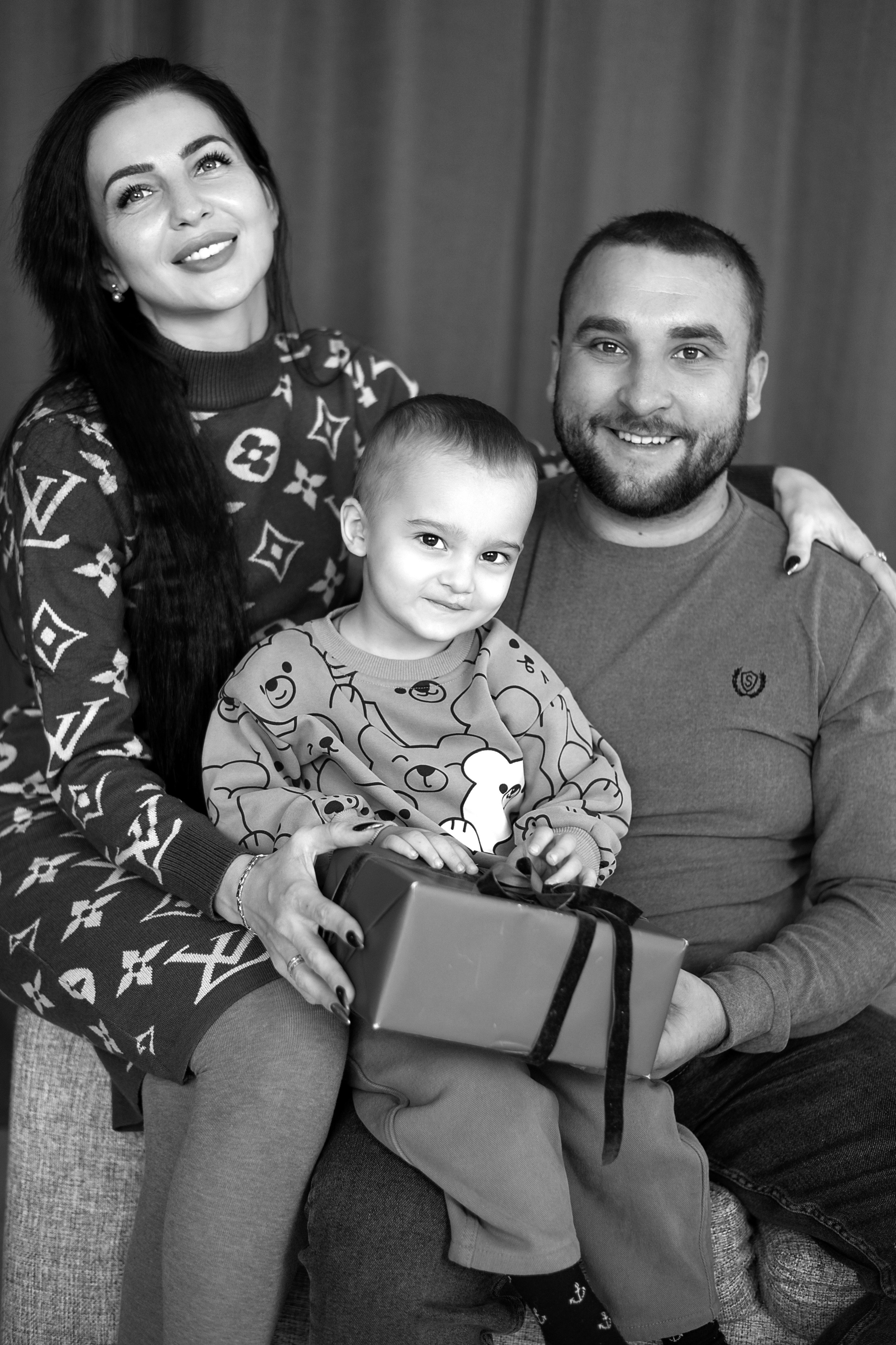 Семейная фотосессия Елена, Максим и Глеб студия «600». Свадебный и семейный фотограф в Ставрополе Евгения Кузьмичева