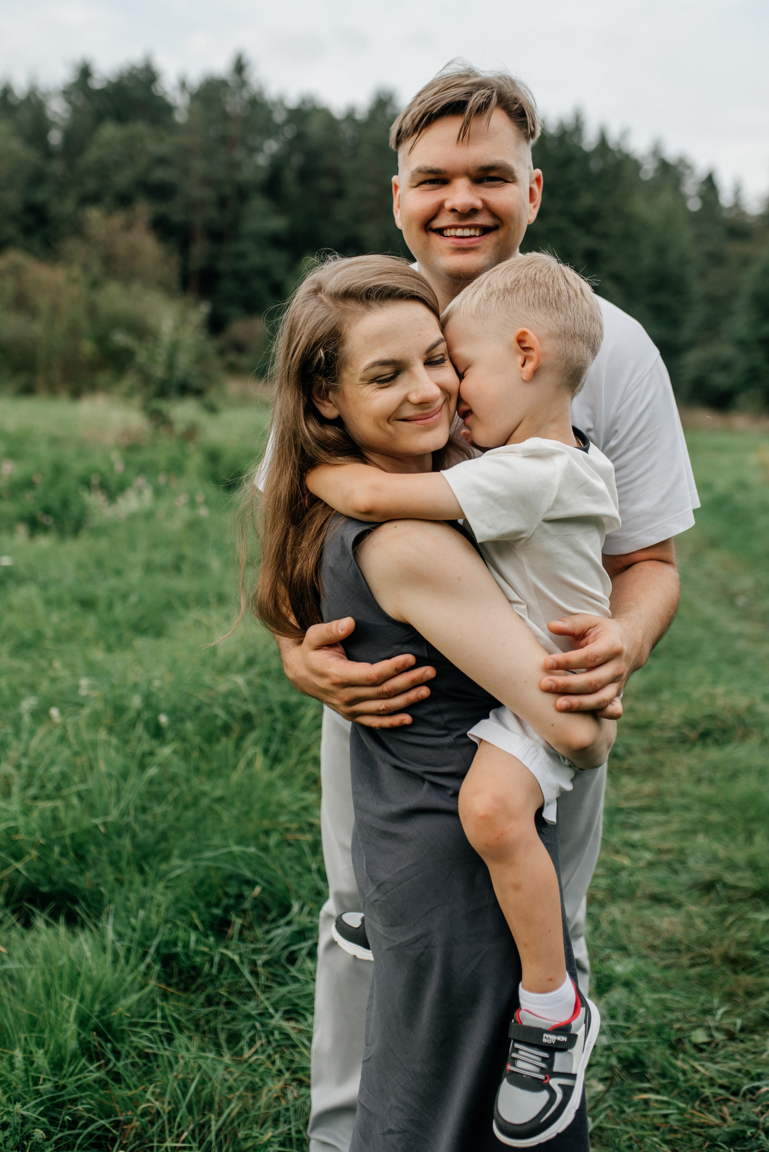 Алена+Артем+Миша. Костюшко Кристина — семейный и свадебный фотограф в Минске