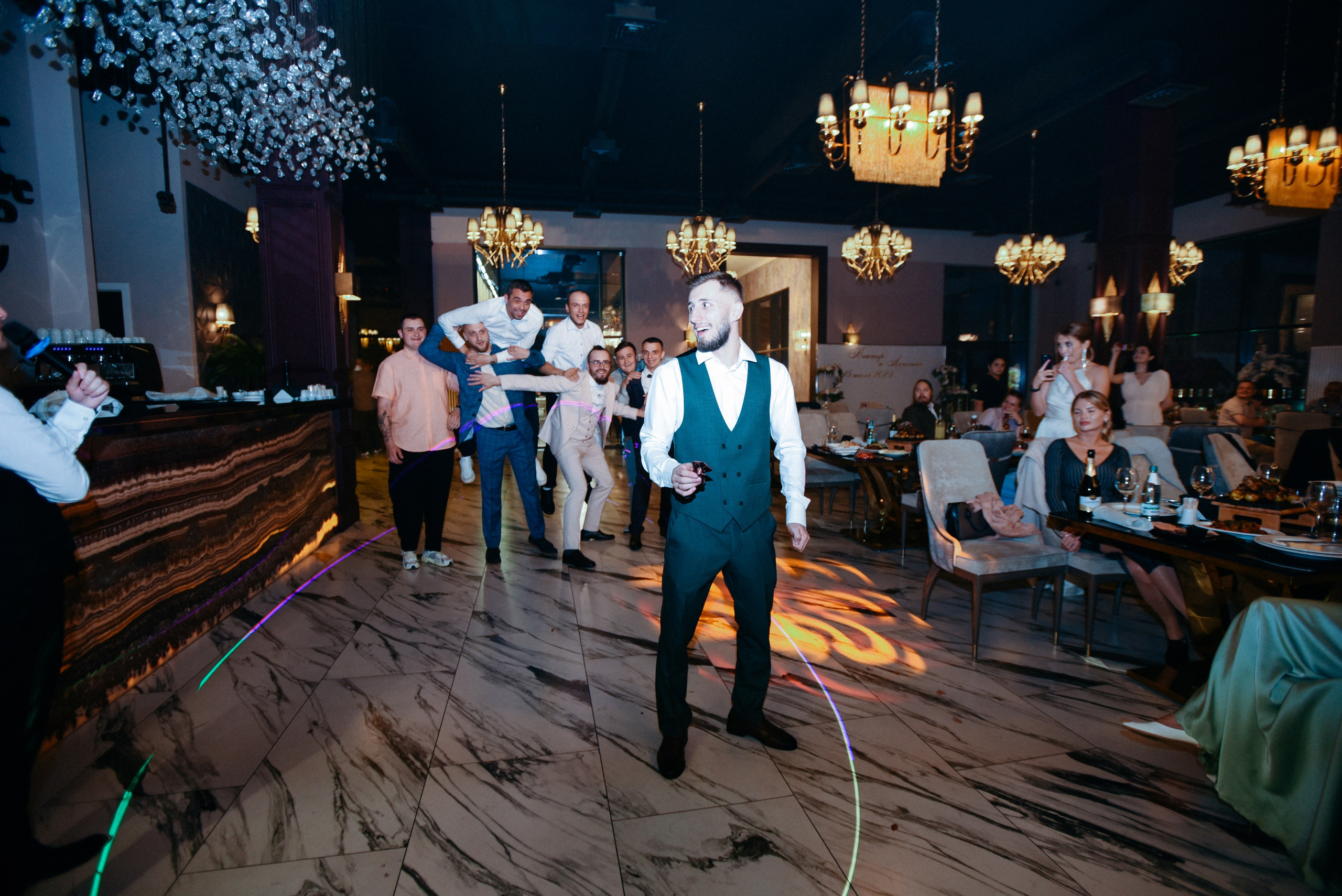 Виктор и Ангелина Банкет на 100 гостей Ресторан Segreto. Фотограф Лола Волна, город Москва