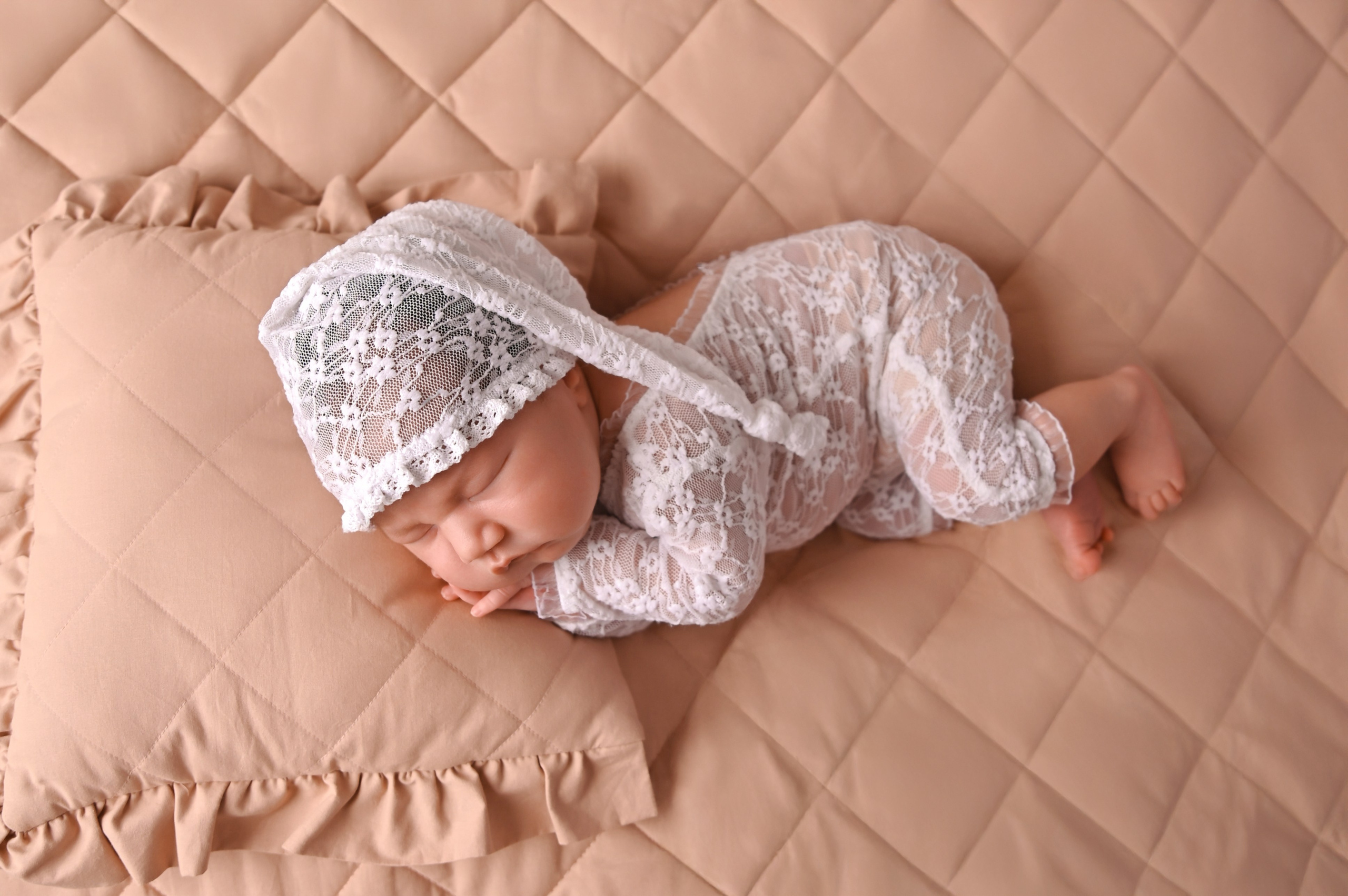 Фотосессия Дара ньюборн. Фотограф Новорожденных и семейный Элла Огай г. Сатпаев