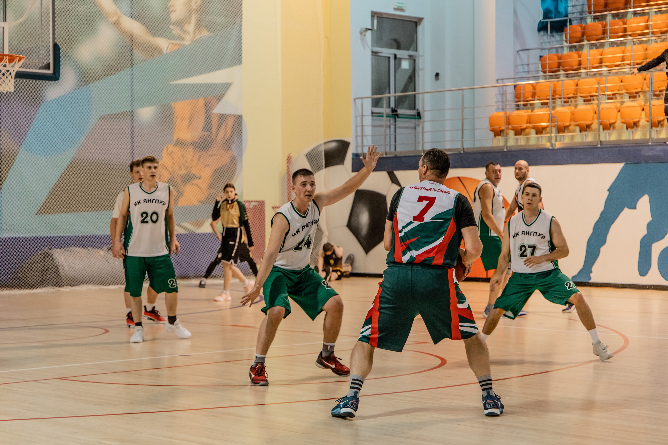 Соревнования по баскетболу в рамках городской спартакиады. Фотограф в Губкинском | Александра Артамонова