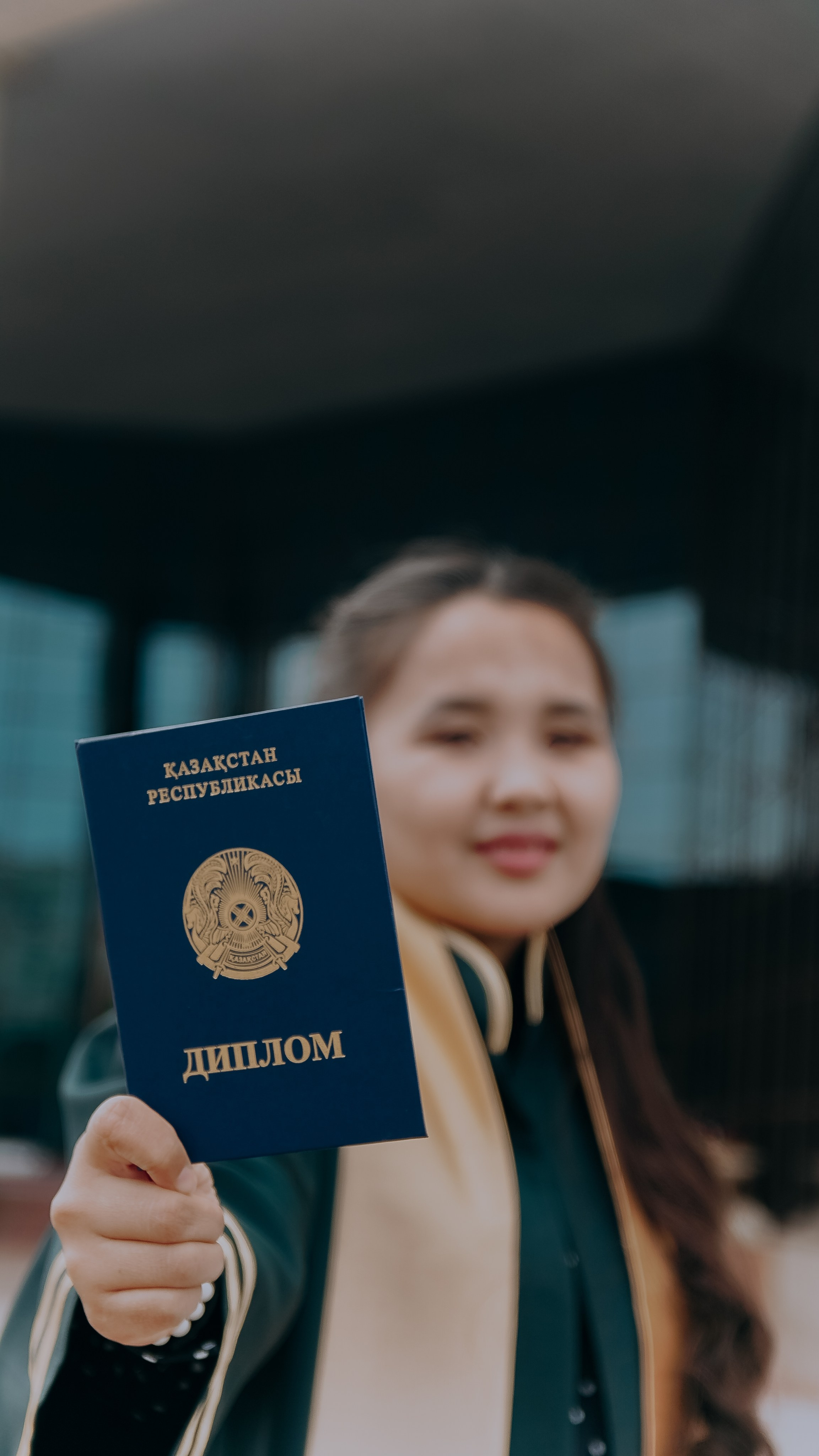 Выручение диплома ЕНУ. Уличный и студийный фотограф в Астане Ержанов Нурасыл