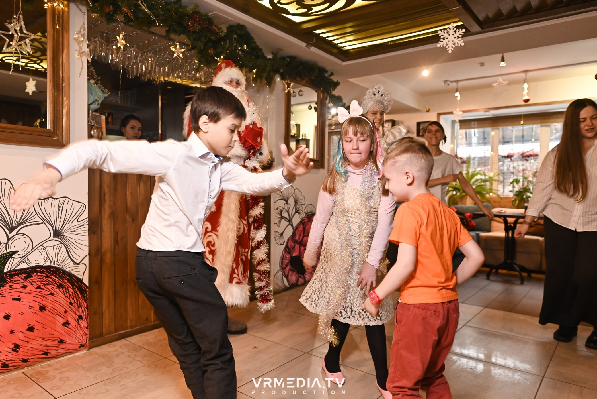 Новогодний вечер в кафе «кАмпот»