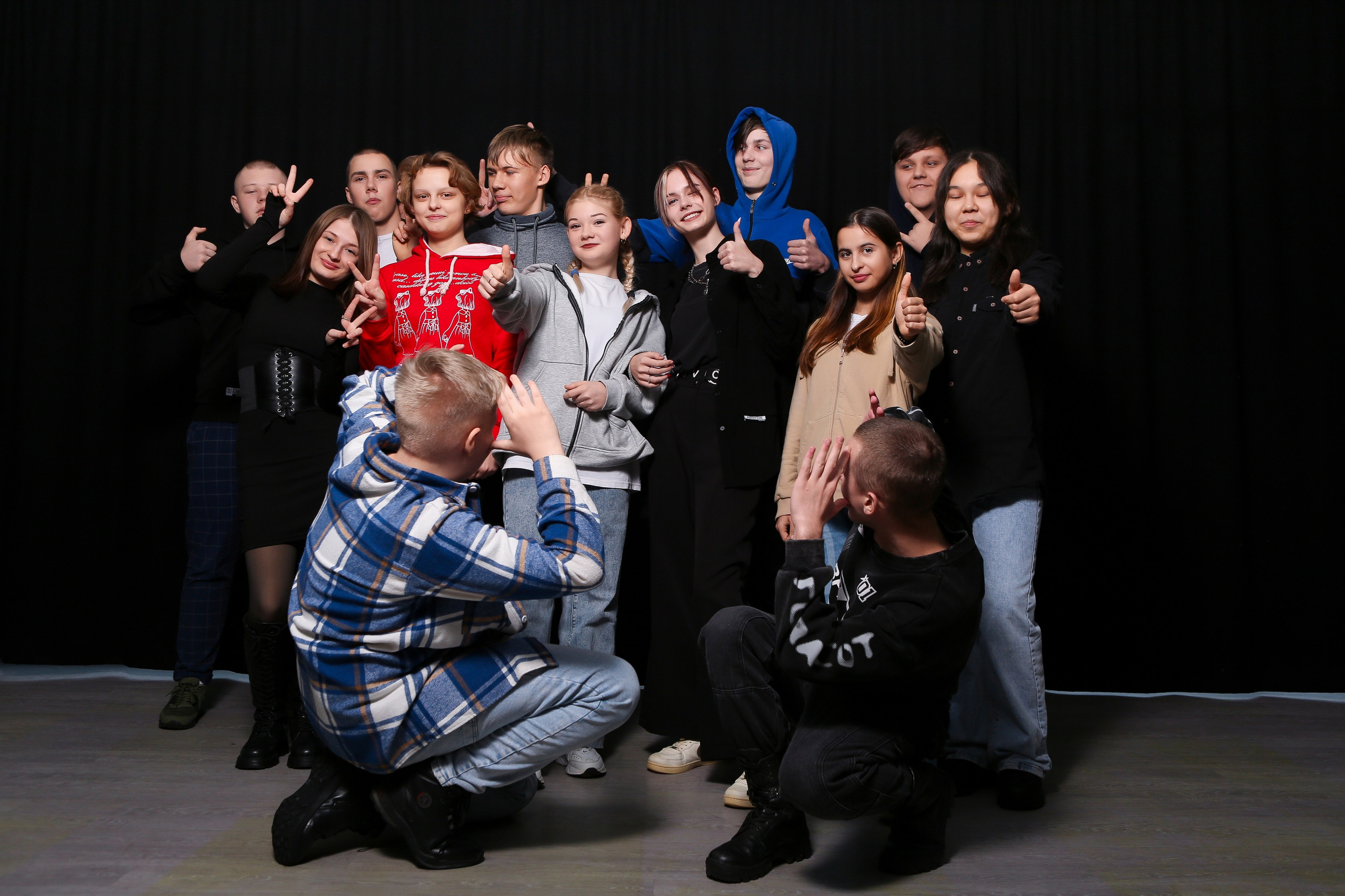 ШКОЛЬНАЯ ФОТОСЕССИЯ В СТУДИИ. ТВОЙ АЛЬБОМ / ТВОИ ПРАВИЛА