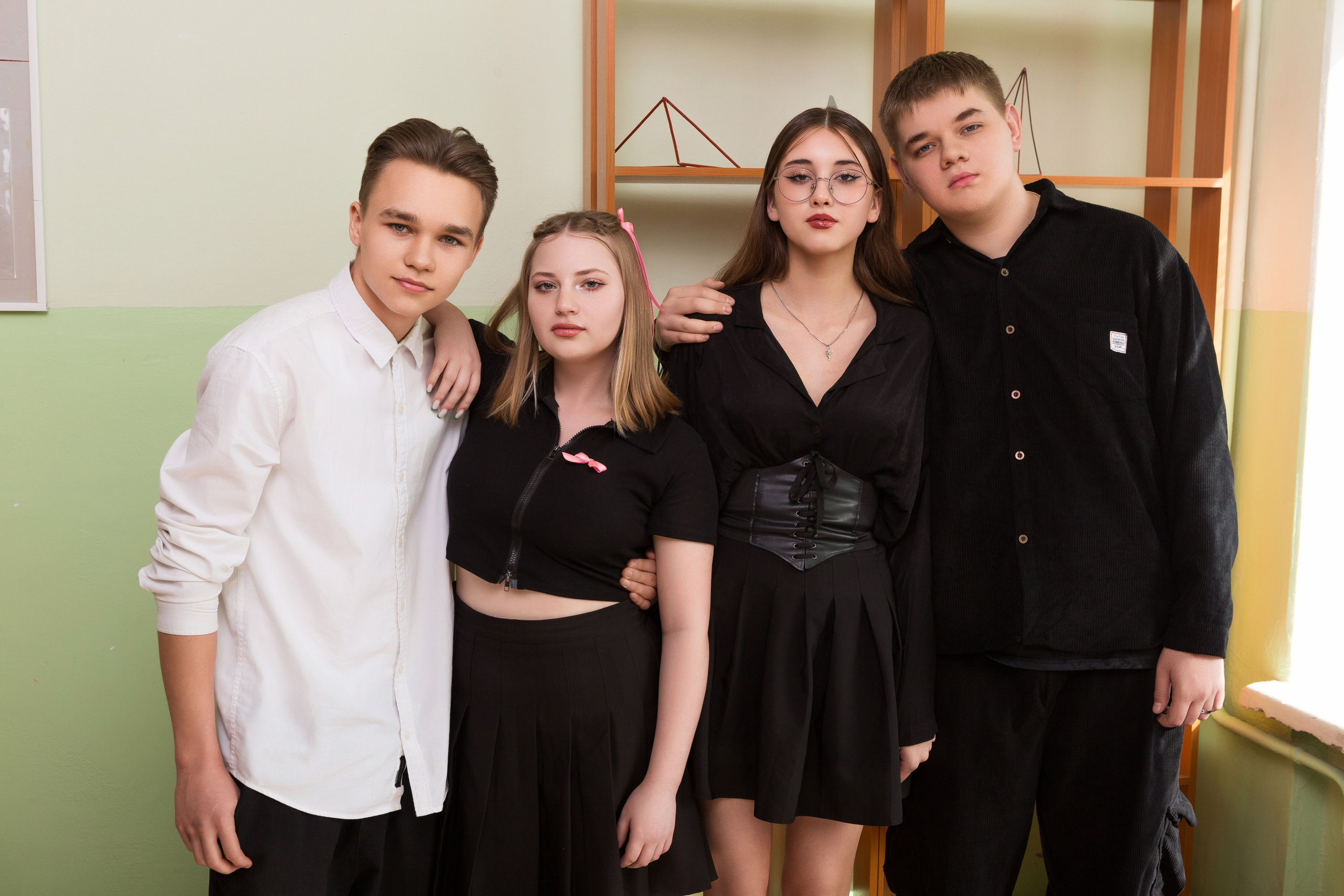 ШКОЛЬНАЯ ФОТОСЕССИЯ — ДЛЯ 9 КЛАССА. ТВОЙ АЛЬБОМ / ТВОИ ПРАВИЛА