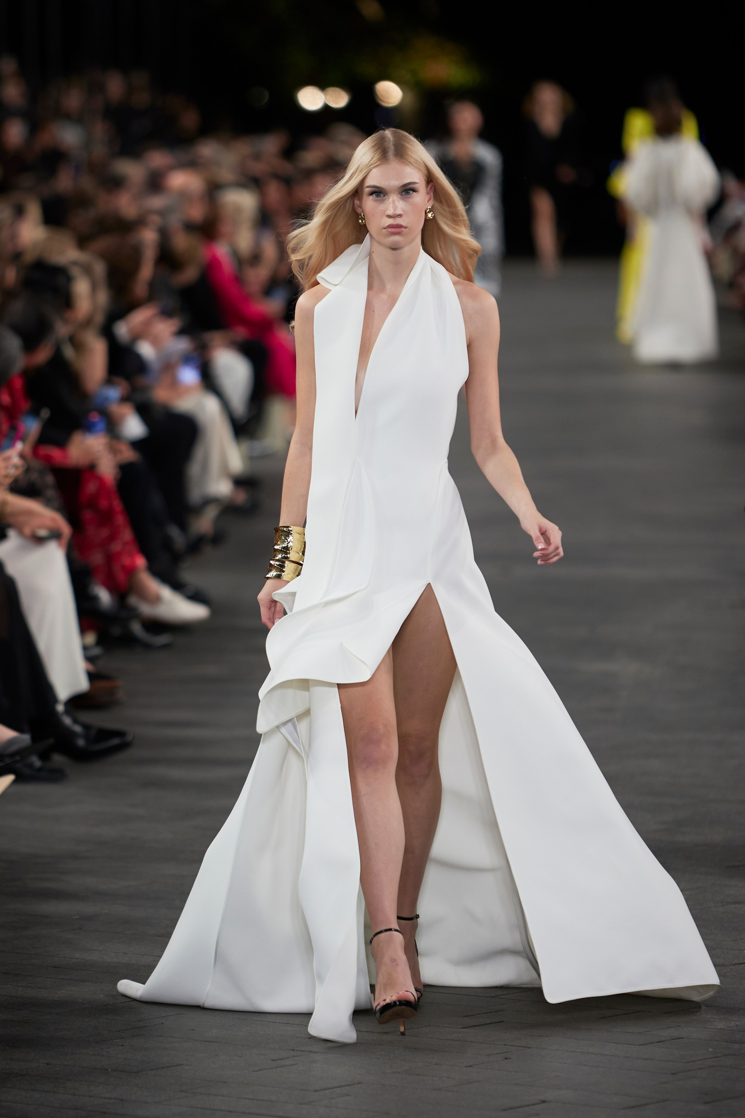 Carla Zampatti, AFW2025. Maria Poleshchuk, commercial photographer in Sydney