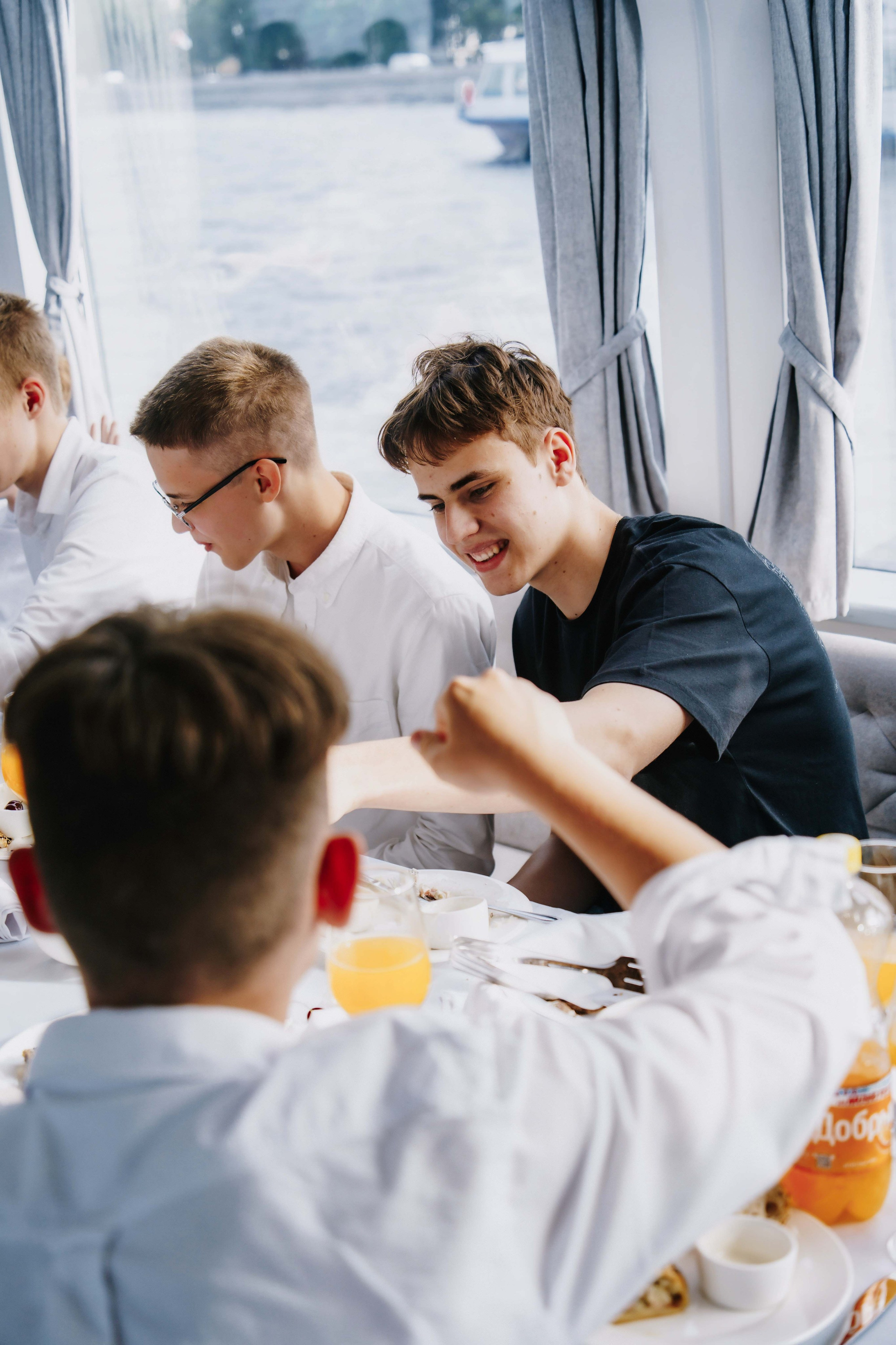 Выпускной 9В. Свадебный и семейный фотограф в Санкт-Петербурге Виктор Голубев