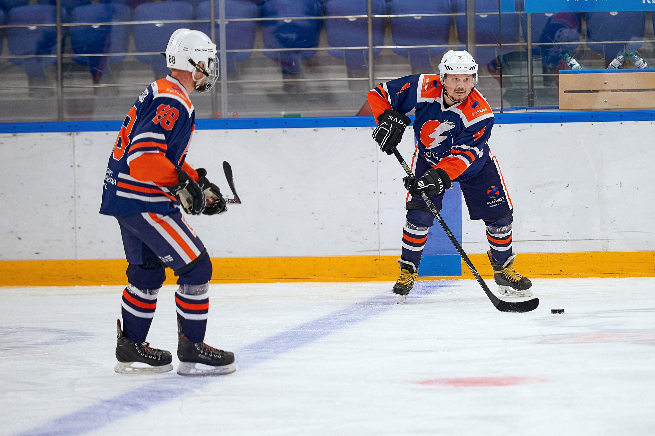 Портфолио репортажной фотосъёмки: Кристалл арена — Хоккей — РусГидро. Фотограф Яковлев Роман — Красноярск