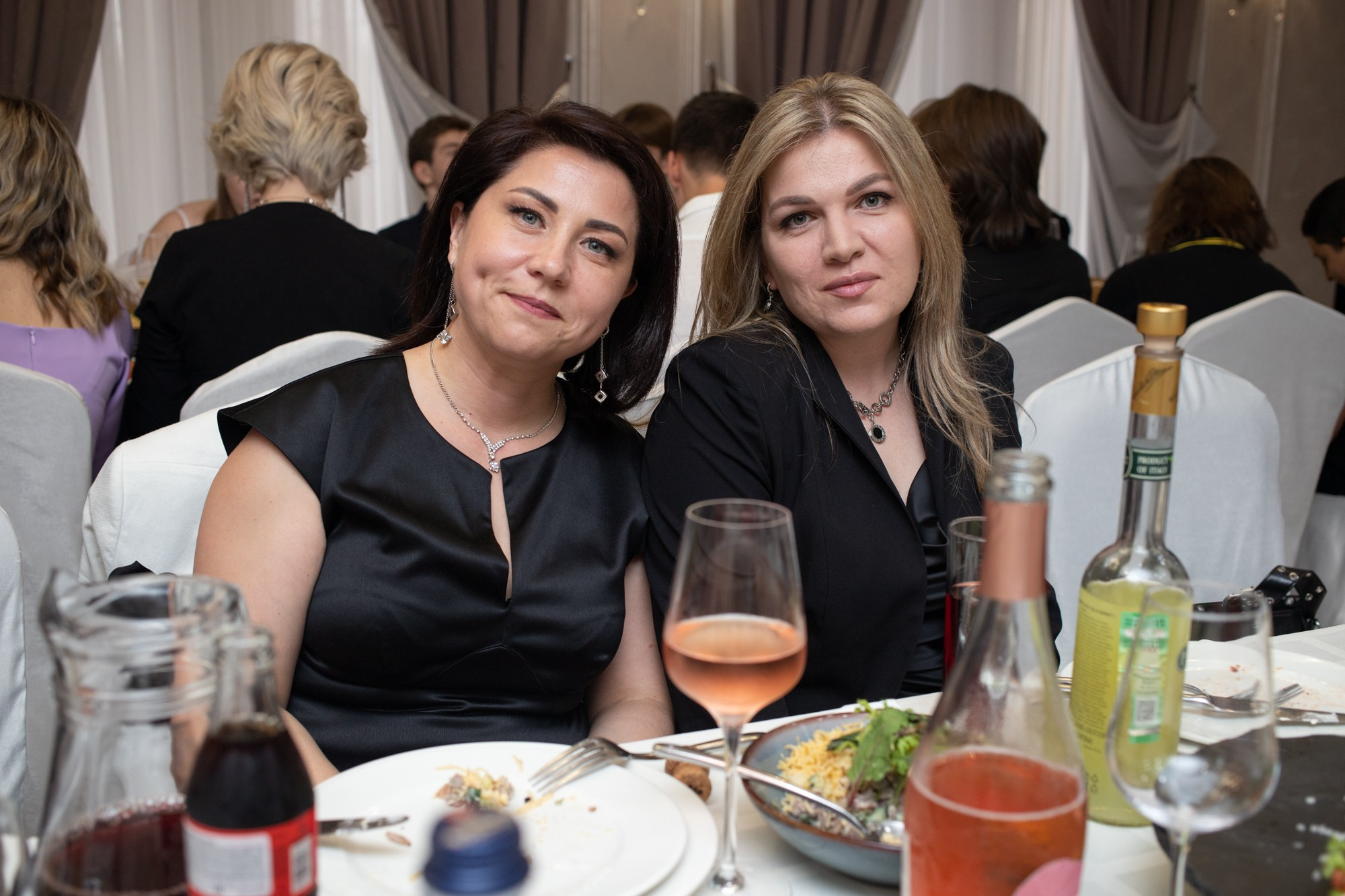 Выпускной 9-й класс. Репортажный, промышленный и маркетплейс-фотограф Дмитрий Чернат