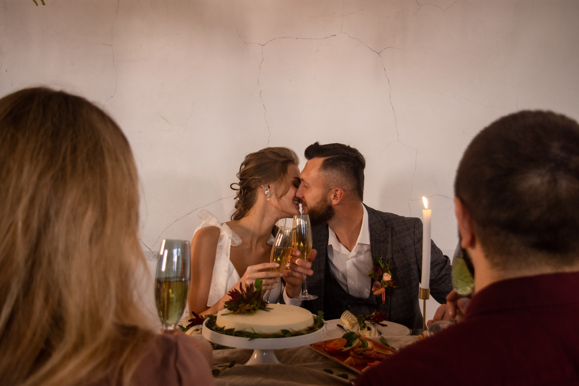 Шикарная камерная свадьба А&A. Мария Яровая фотограф Хабаровск