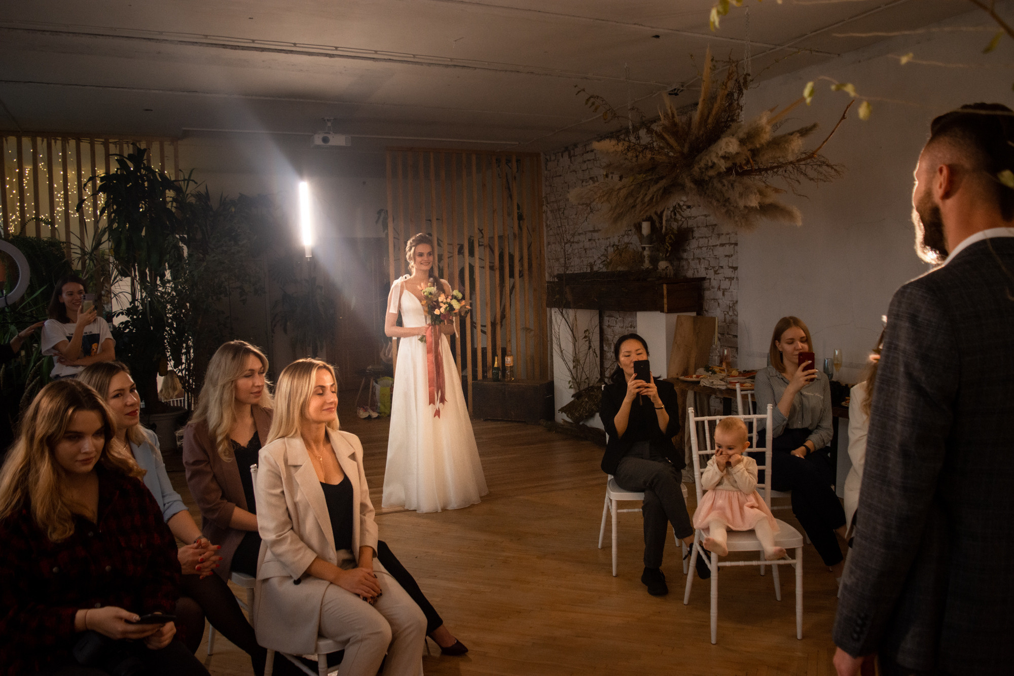 Шикарная камерная свадьба А&A. Мария Яровая фотограф Хабаровск