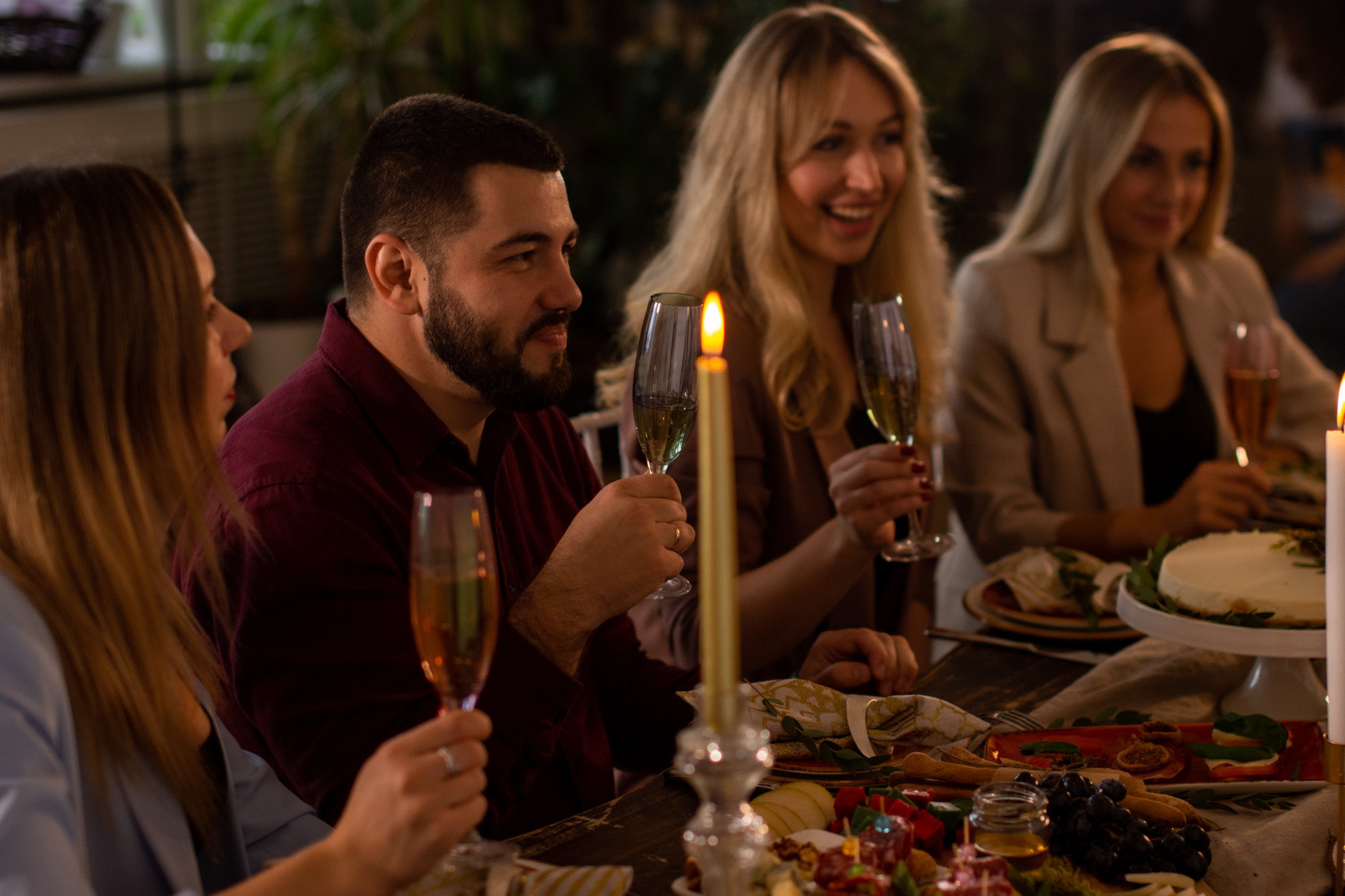 Шикарная камерная свадьба А&A. Мария Яровая фотограф Хабаровск