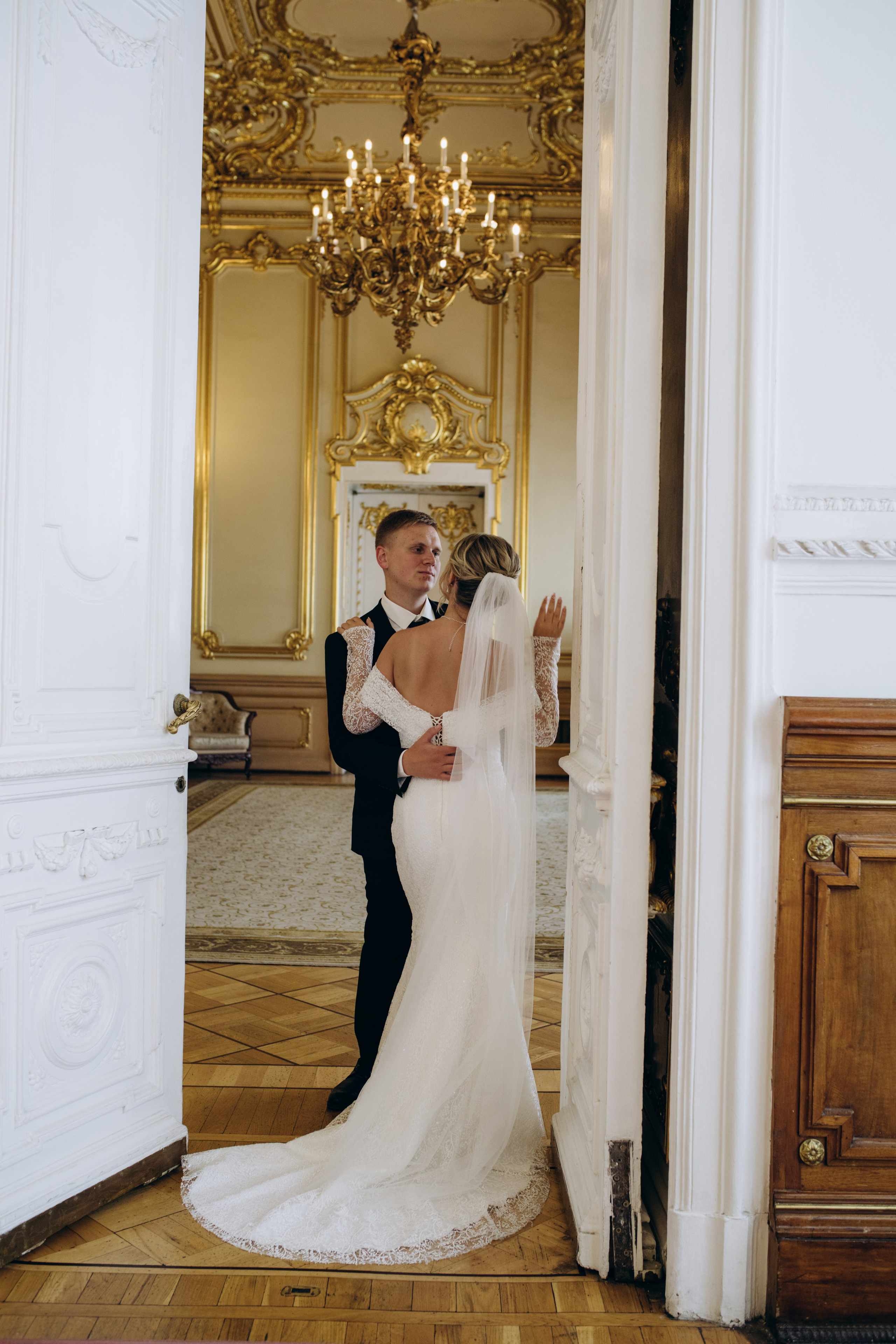 Свадебная регистрация в Загсе на Английской Набережной в Санкт-Петербурге. Фотограф в Санкт-Петербурге Разиля Идиятуллина