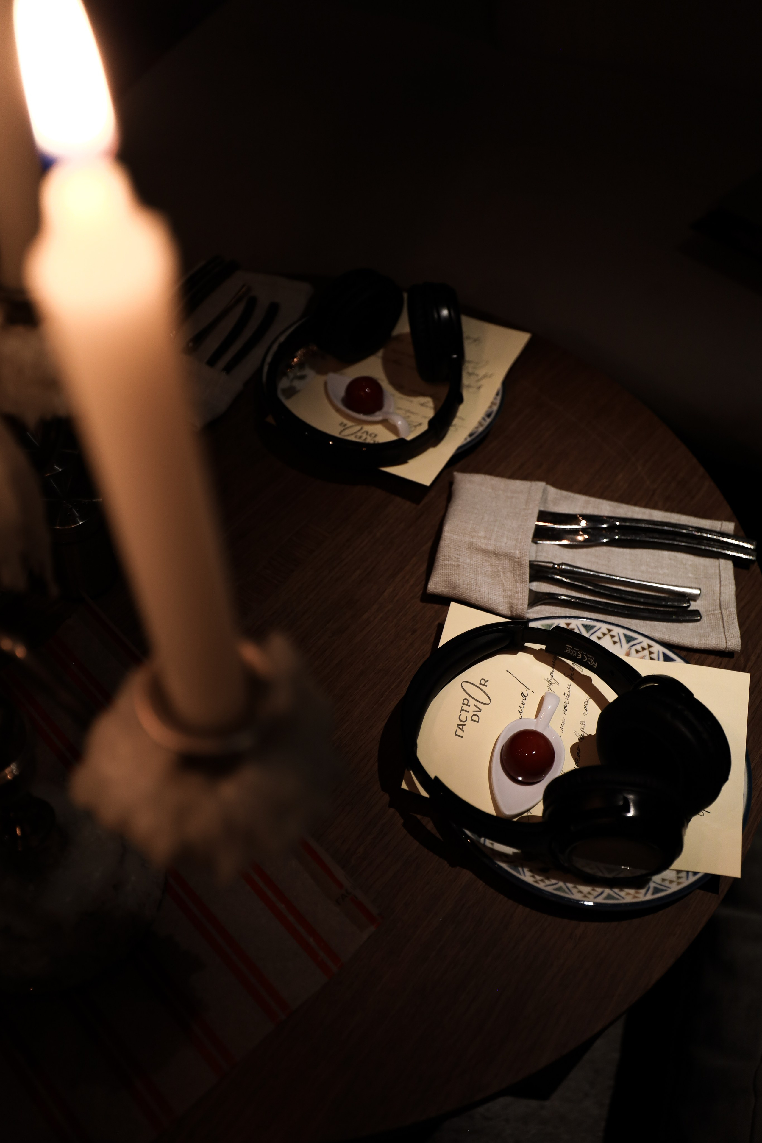 Gastrodvor «Диалог с Чеховым». Дженбаз Павел — фотограф в Ялте