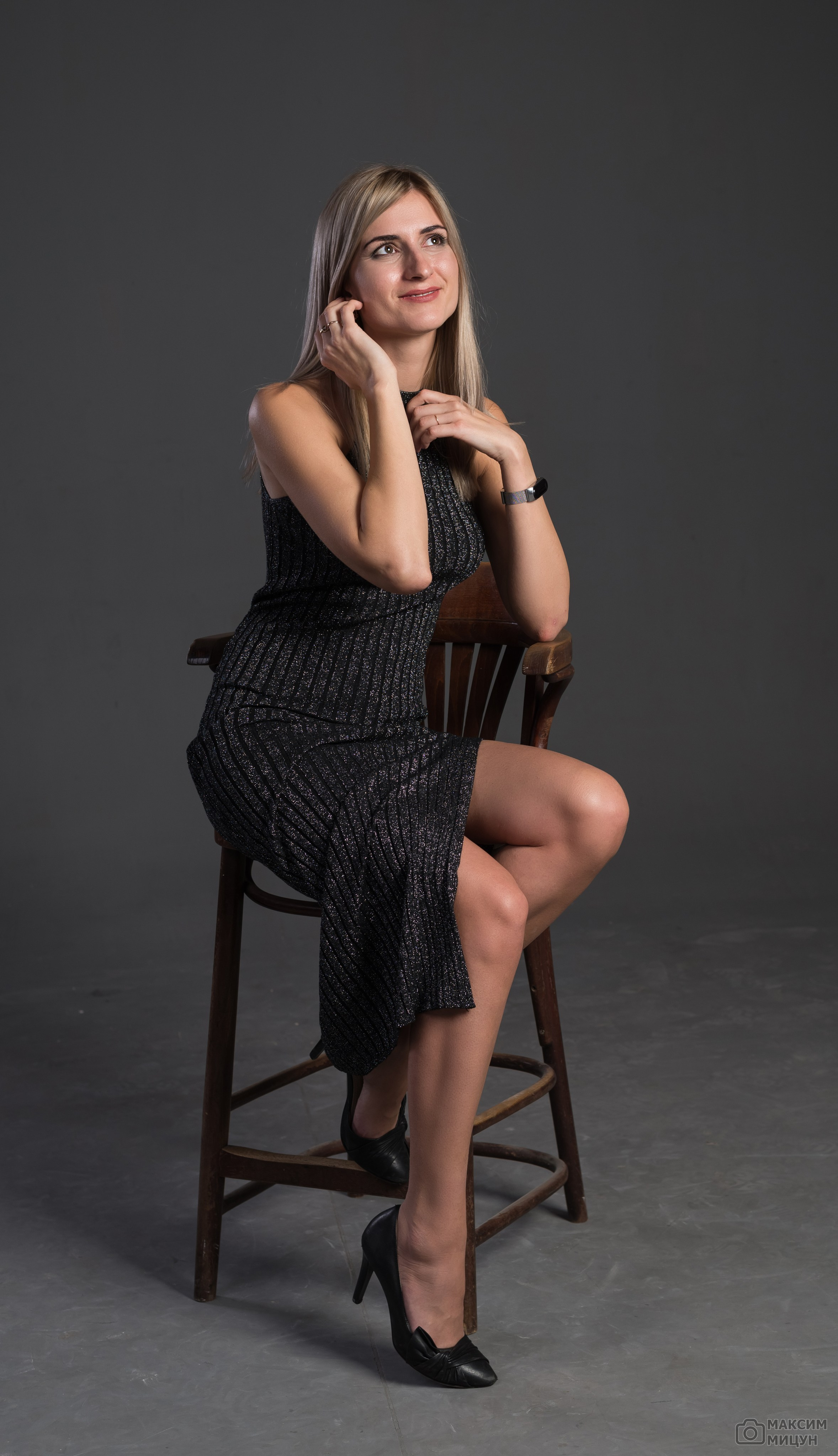 Портреты в студии. Фотограф Максим Мицун. Портрет, свадьба, репортаж, каталог