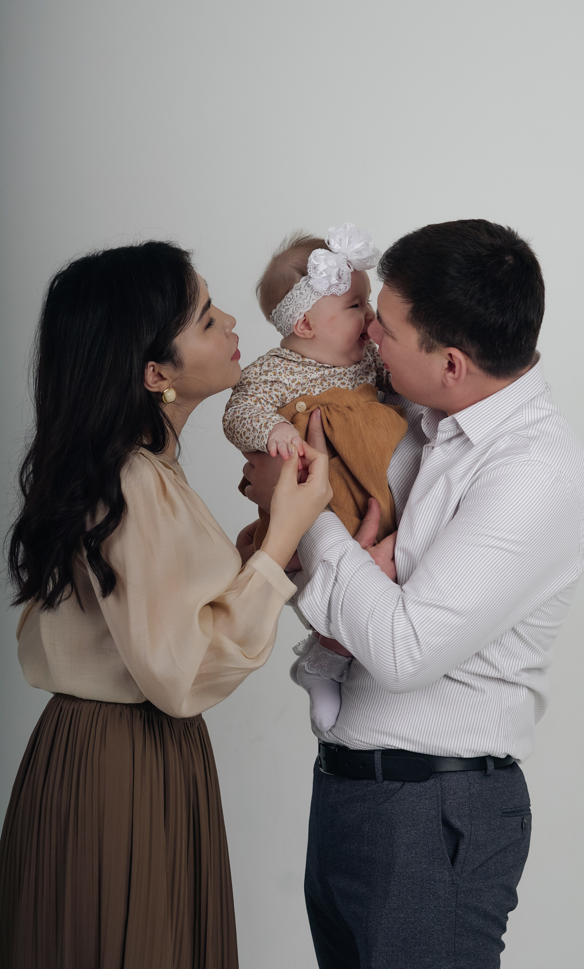 Family story. Уличный и студийный фотограф в Астане Ержанов Нурасыл