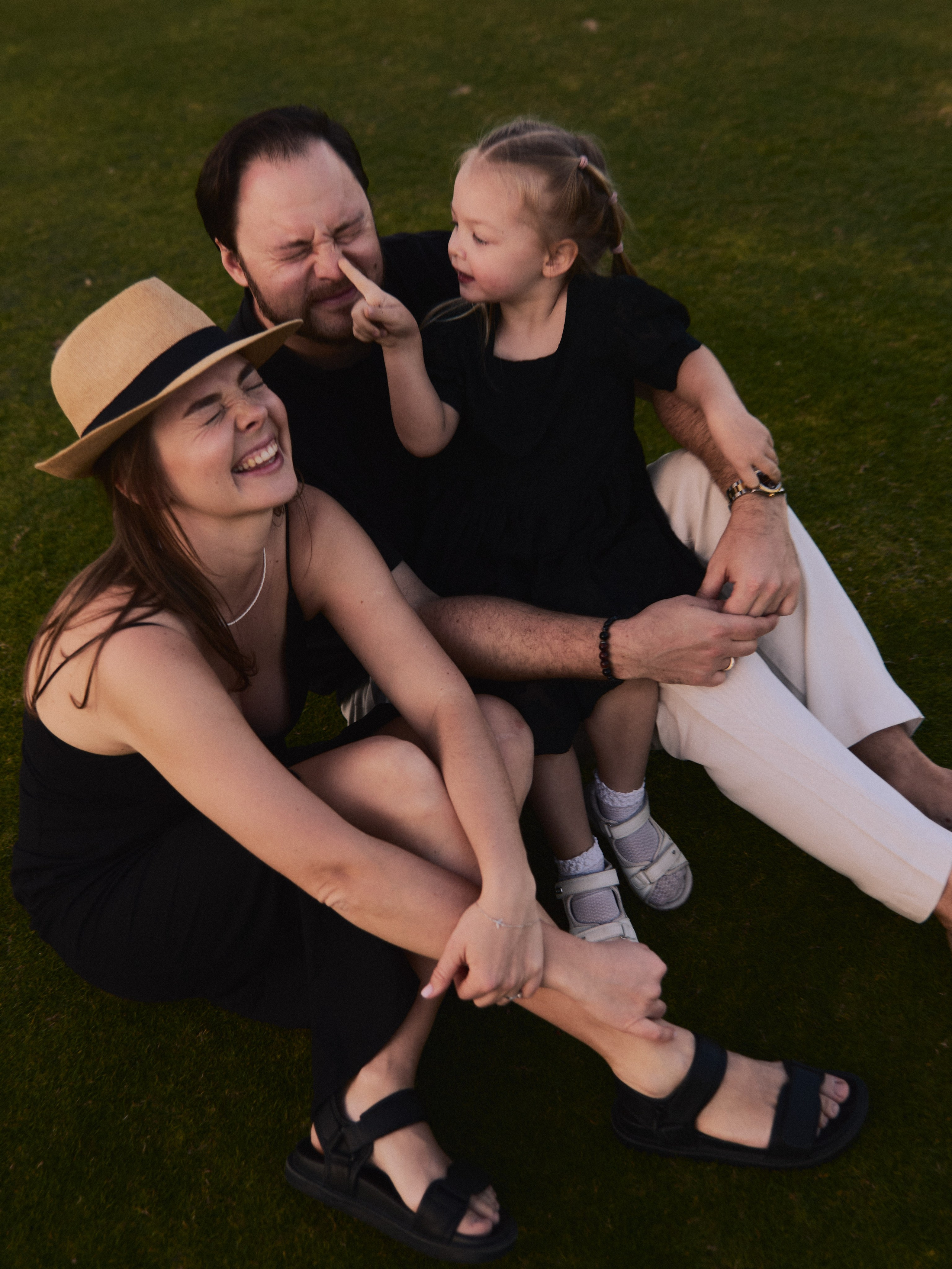 Позы для семейных и групповых съёмок. Jorgis Talè — photographer, kind person, teacher of arts and other mag