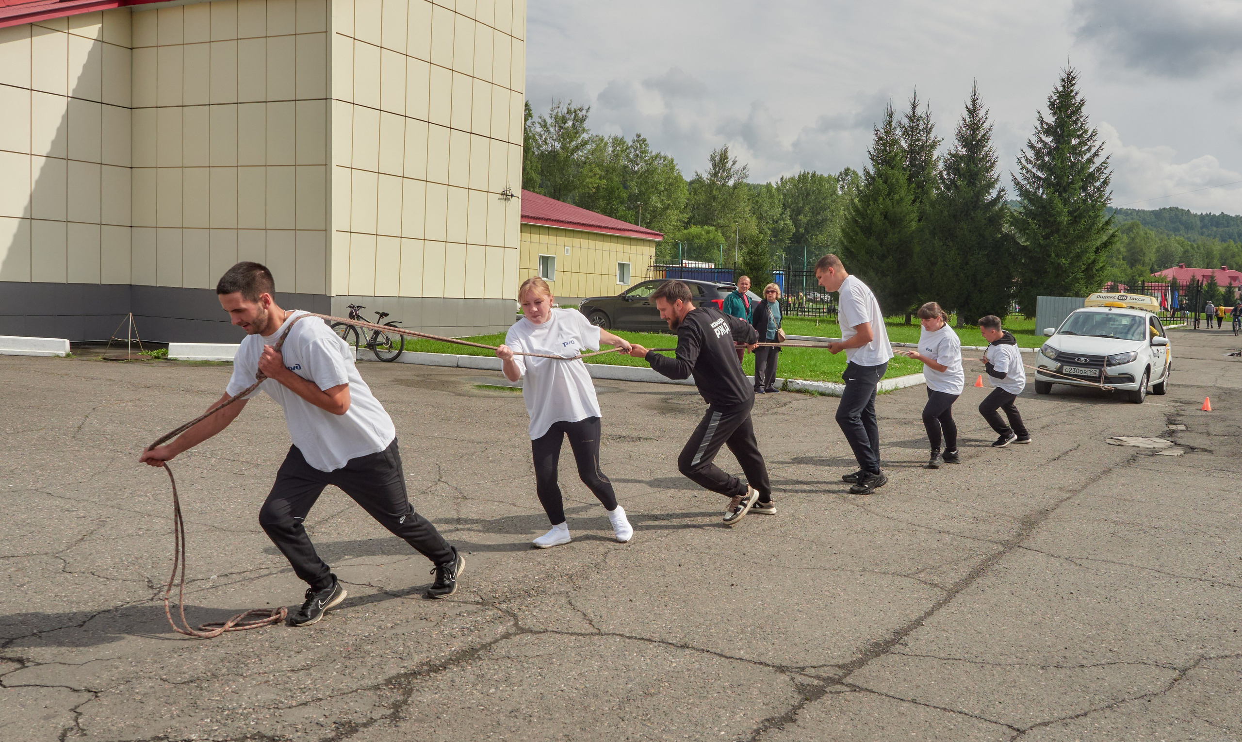 Праздник Спорта (День физкультурника). Семейный и детский фотограф в Междуреченск Олег Бамбульский