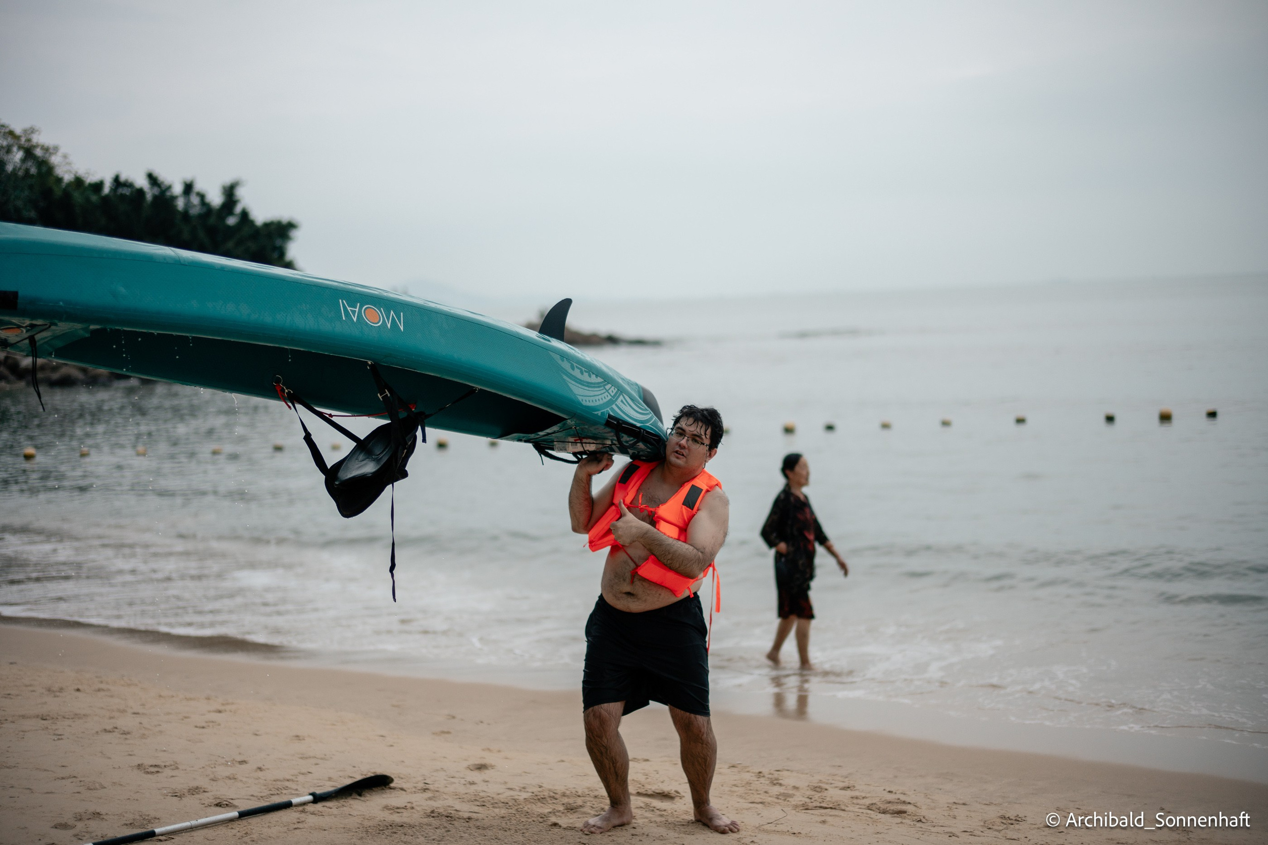 Kayaking in Huizhou, China. Photographer in Guangzhou, China. Archibald Sonnenhaft