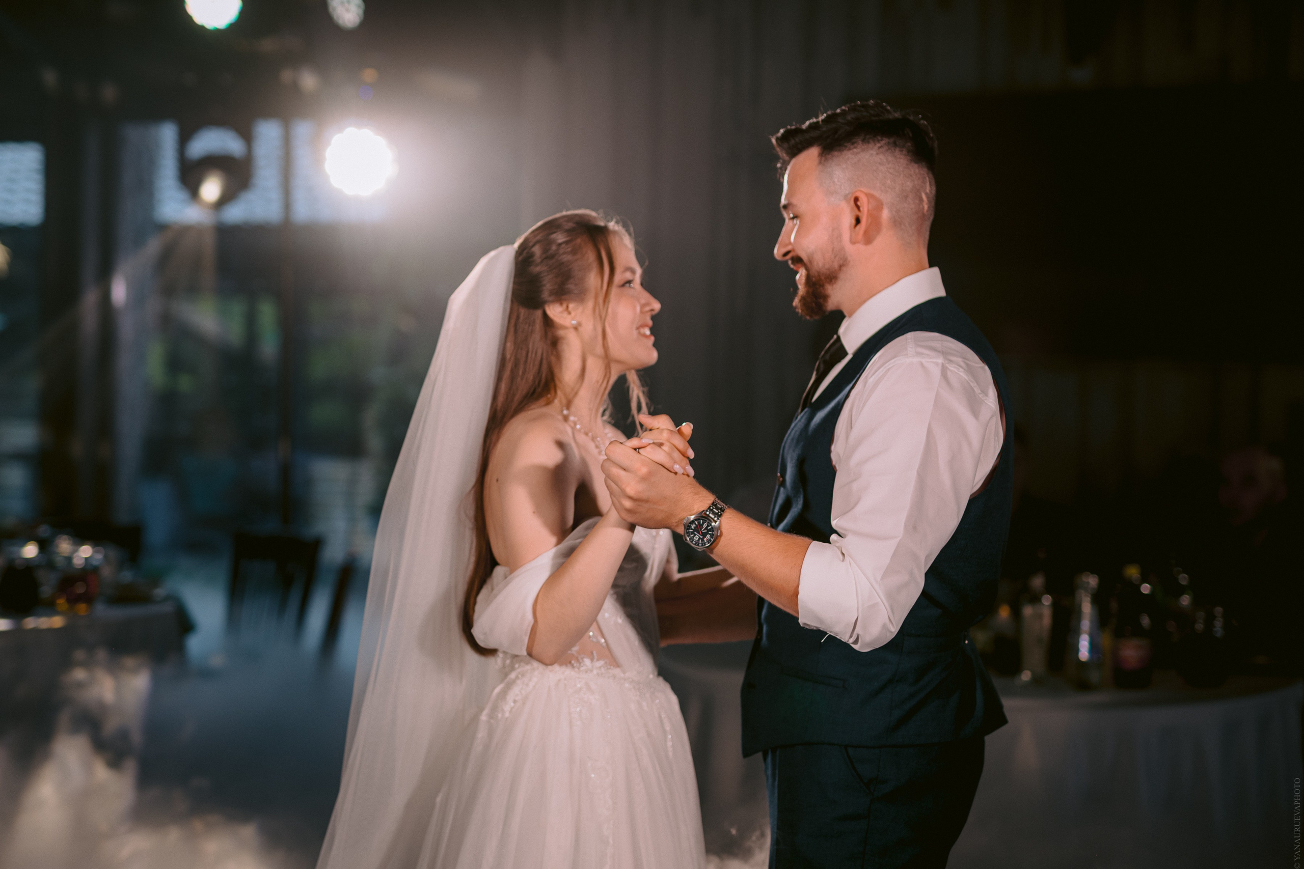 Нежный май. Даниил и Александра. Свадебный и контент- фотограф в Тольятти, Самаре, Москве Яна Уруева