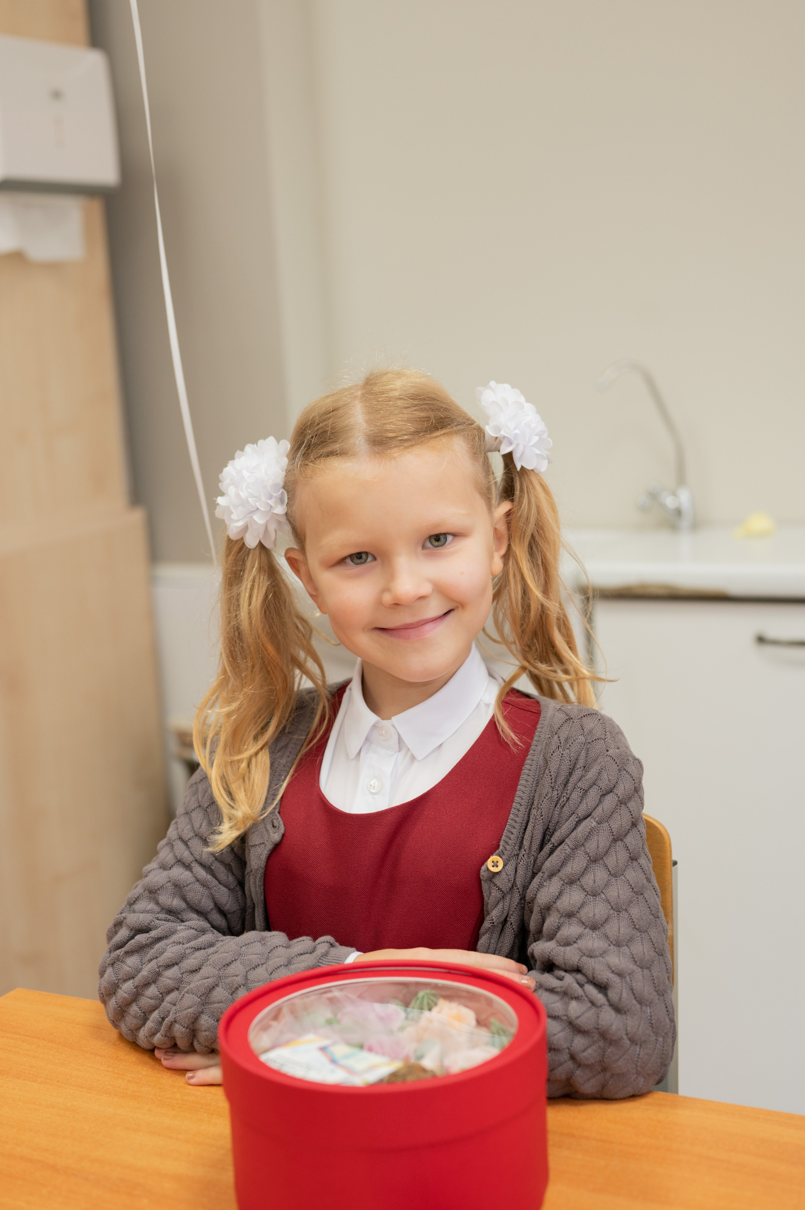 1 сентября 1 К 16 гимназия репортаж, линейка +в классе. Фотограф новорожденных, семейный детский в Тюмени Татьяна Морозова