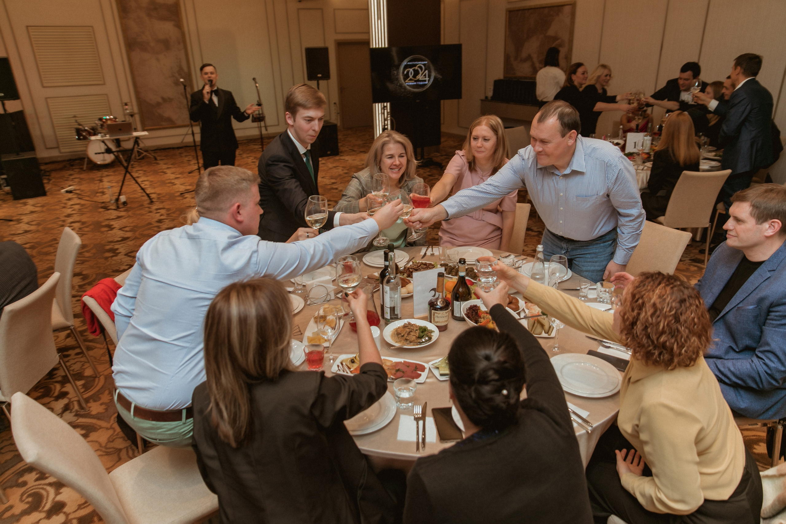 Фотограф на корпоратив. Фотограф, видеограф на свадьбу в Москве Никита Назаров