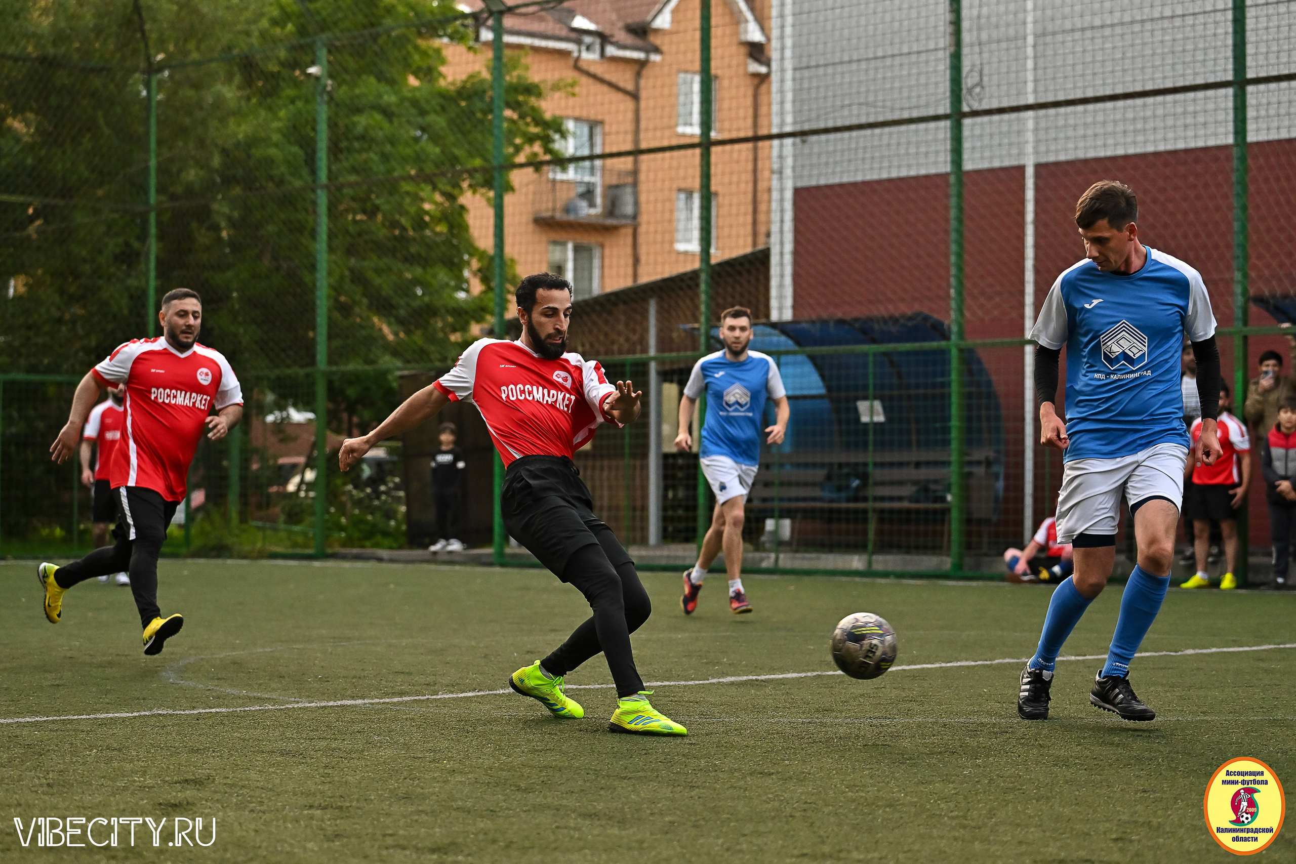 ИГРЫ МИНИ-ФУТБОЛЬНОЙ И КОРПОРАТИВНОЙ ЛИГИ. VIBECITY.RU Вайб Сити Ру Фоторепортажи Фотоотчеты Калининград