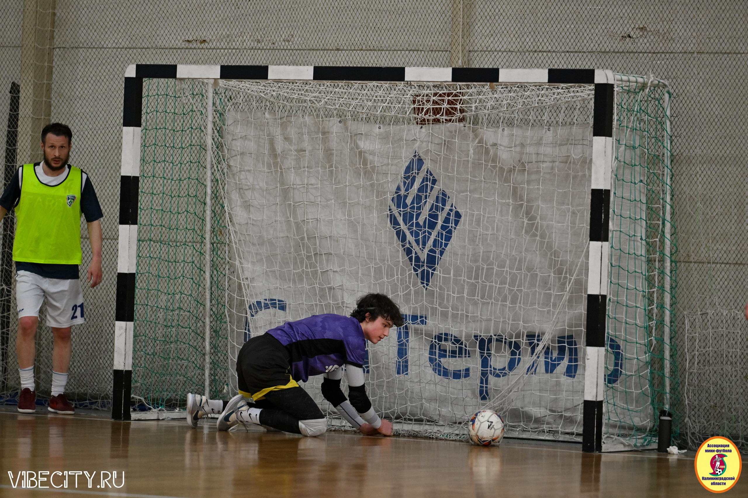 8 тур Корпоративной Бизнес-Лиги по футзалу. VIBECITY.RU Вайб Сити Ру Фоторепортажи Фотоотчеты Калининград