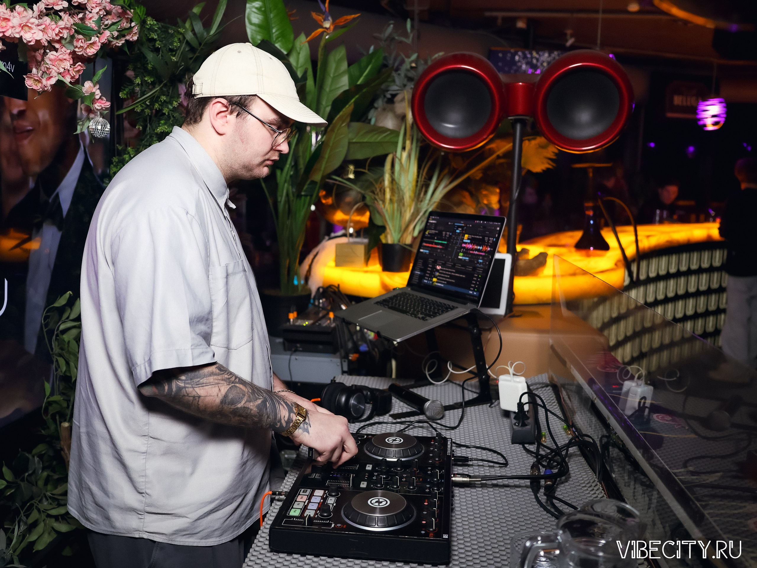 DOUBLE U. VIBECITY.RU Вайб Сити Ру Фоторепортажи Фотоотчеты Калининград