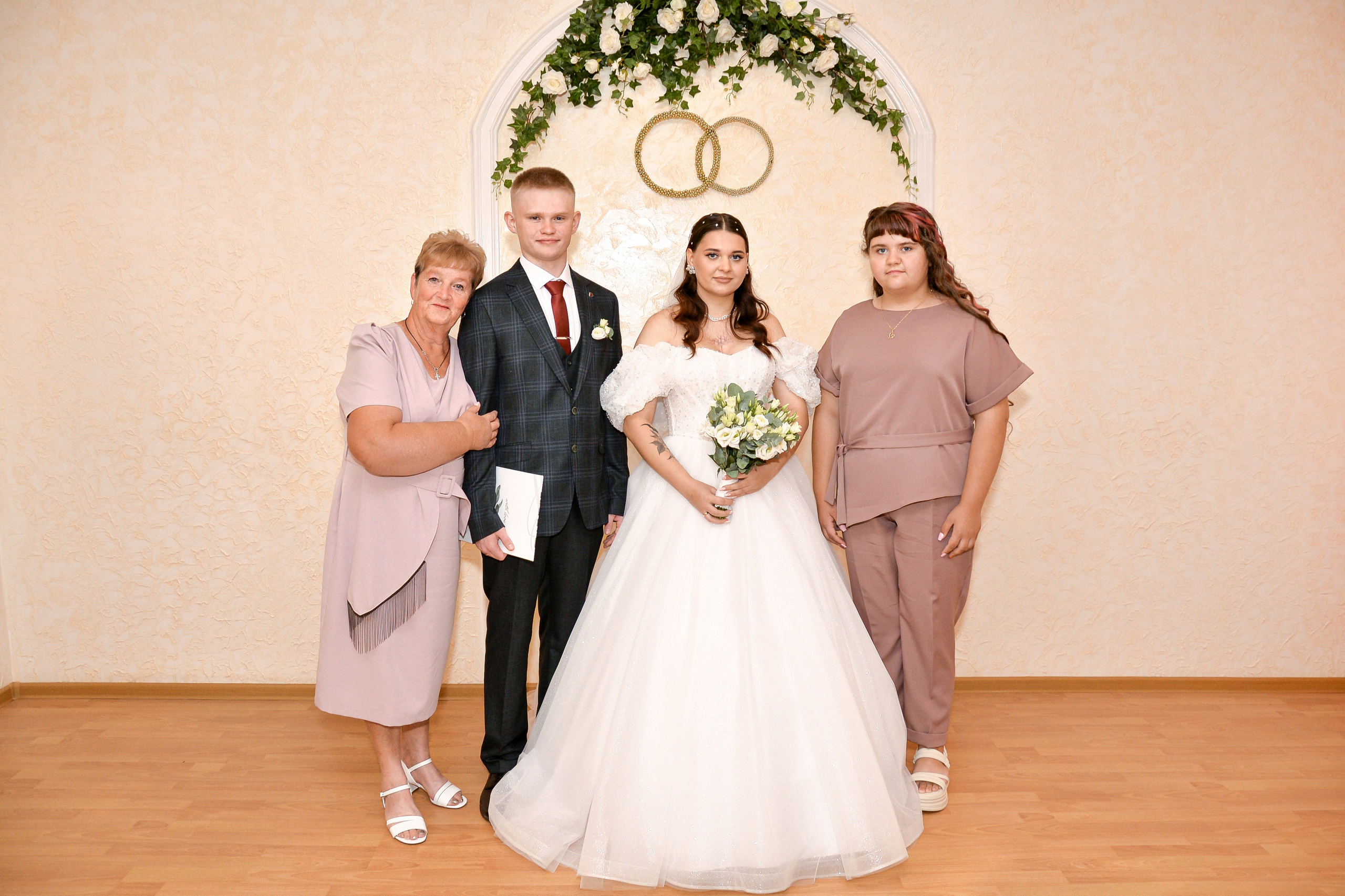 Карина и Саша. 5.09.25. Семейный и свадебный фотограф Галина Абакумова, фотосессии в Белгороде