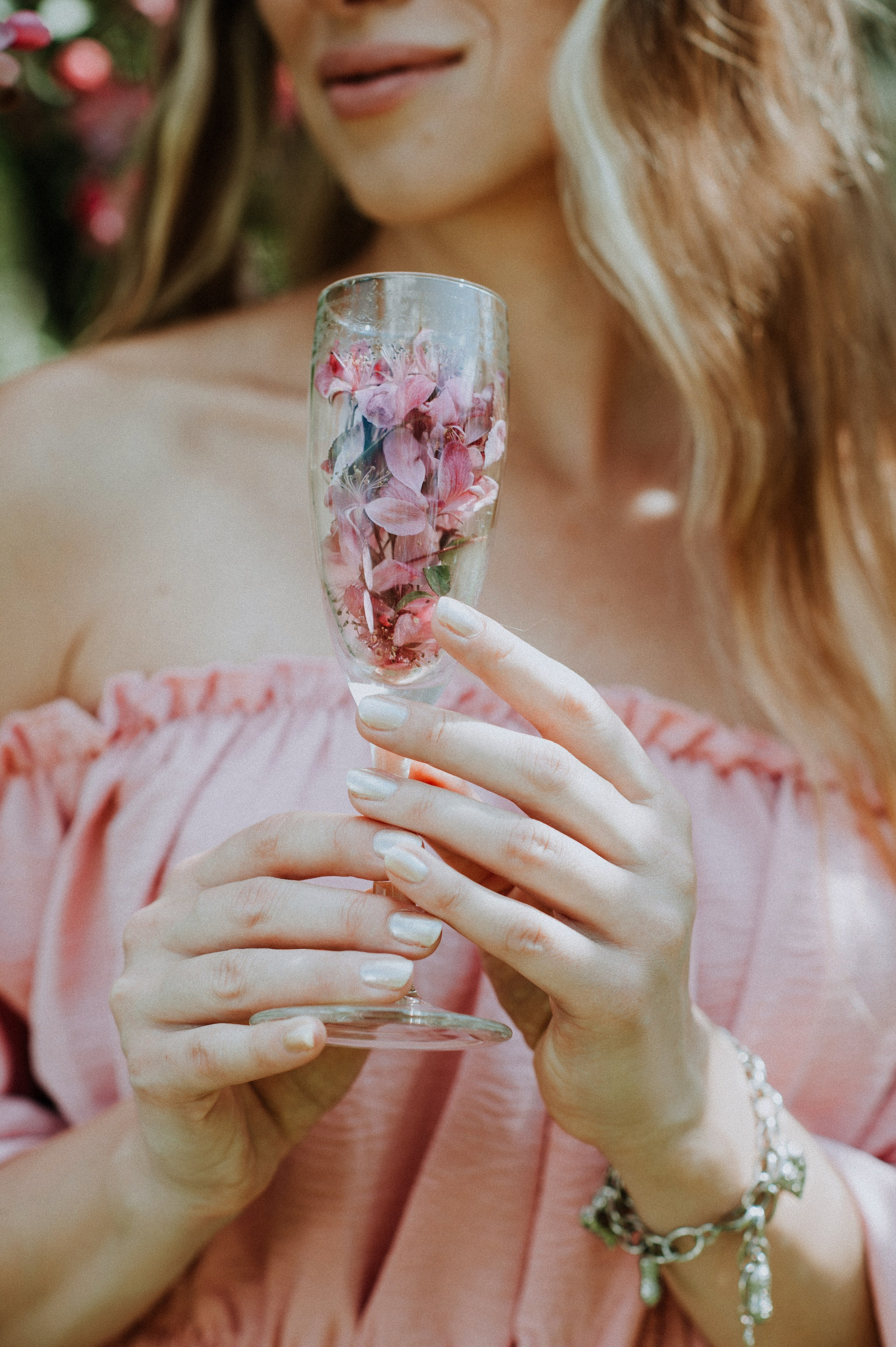 Белых яблонь дым. Портретный и лайфстайл фотограф в Санкт-Петербурге