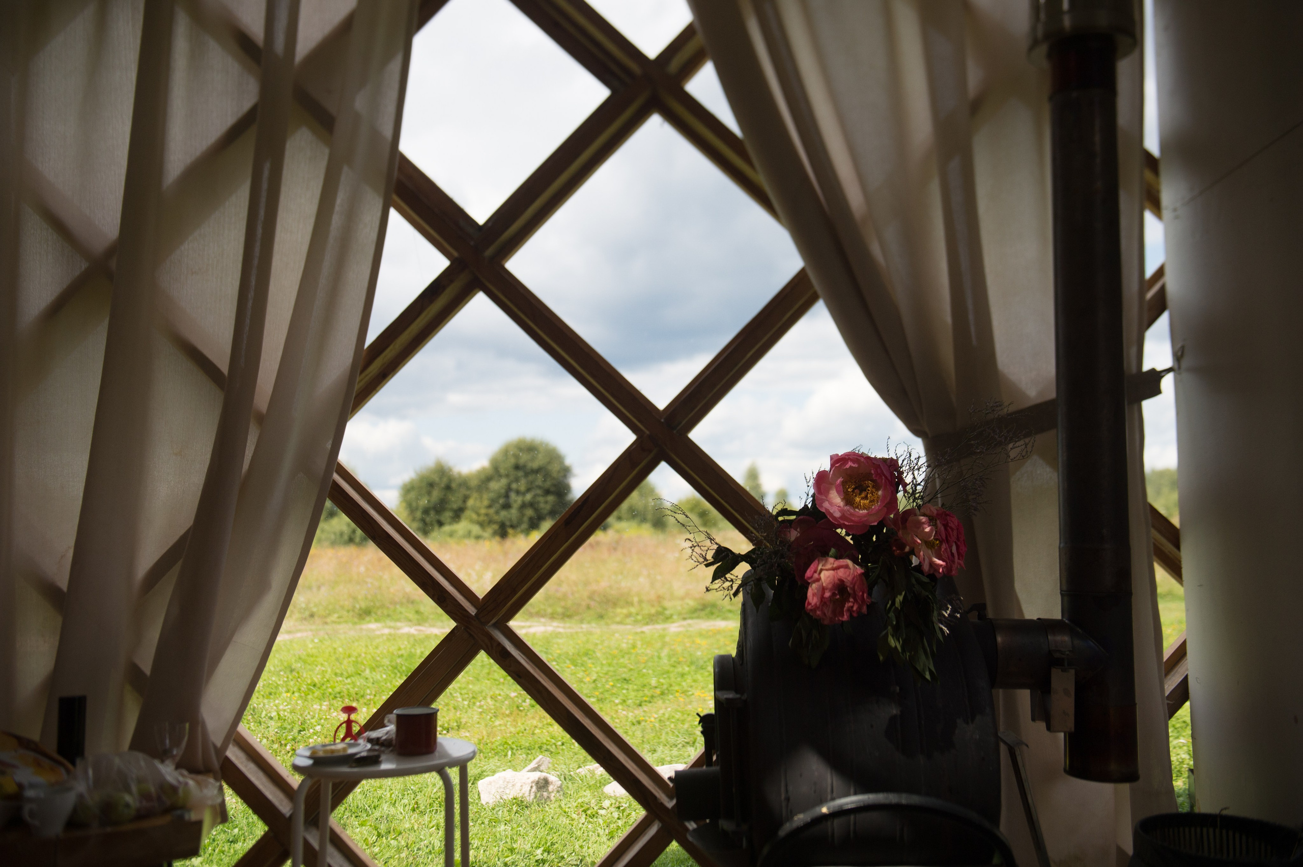 Аня и Артем. Прогулка в Никола-Ленивце. Фотограф Алиса Калинина